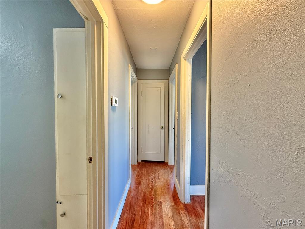 916 S 2nd Street
