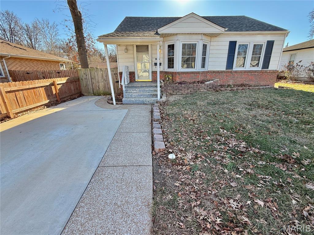 916 S 2nd Street
