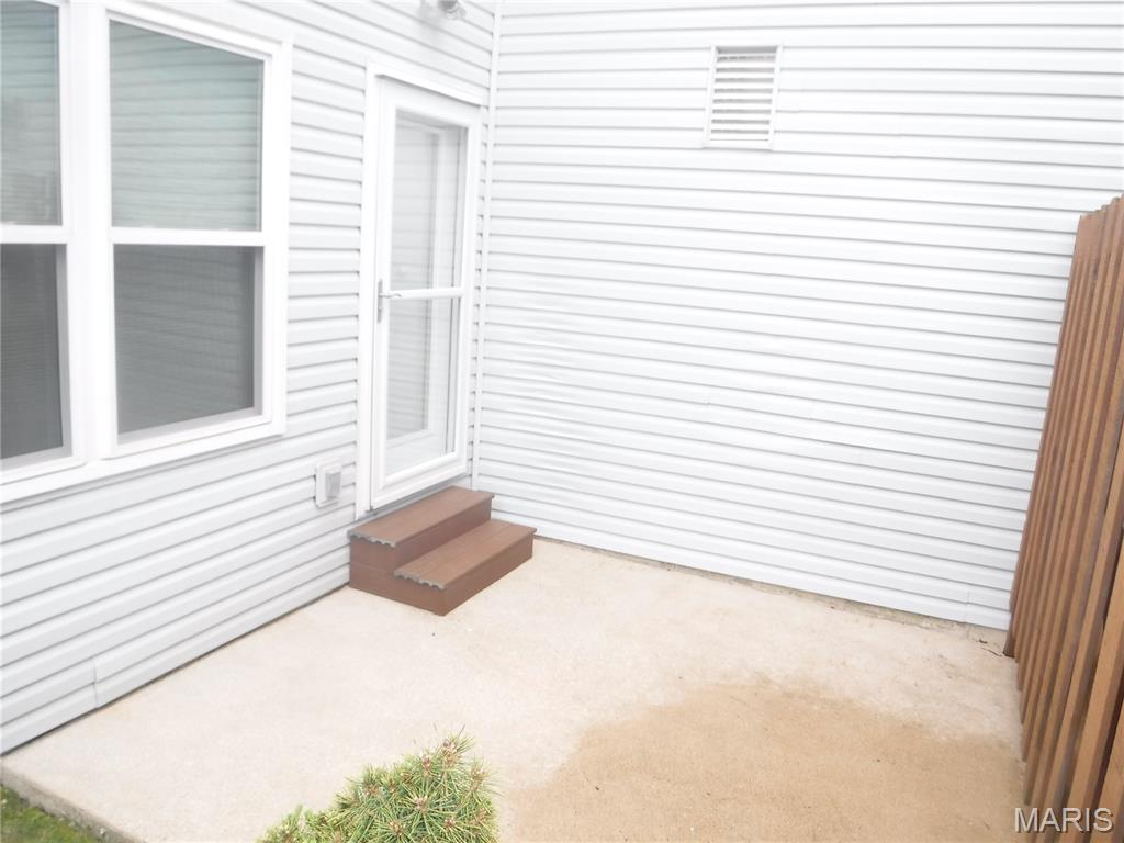 24 Lienemann Court