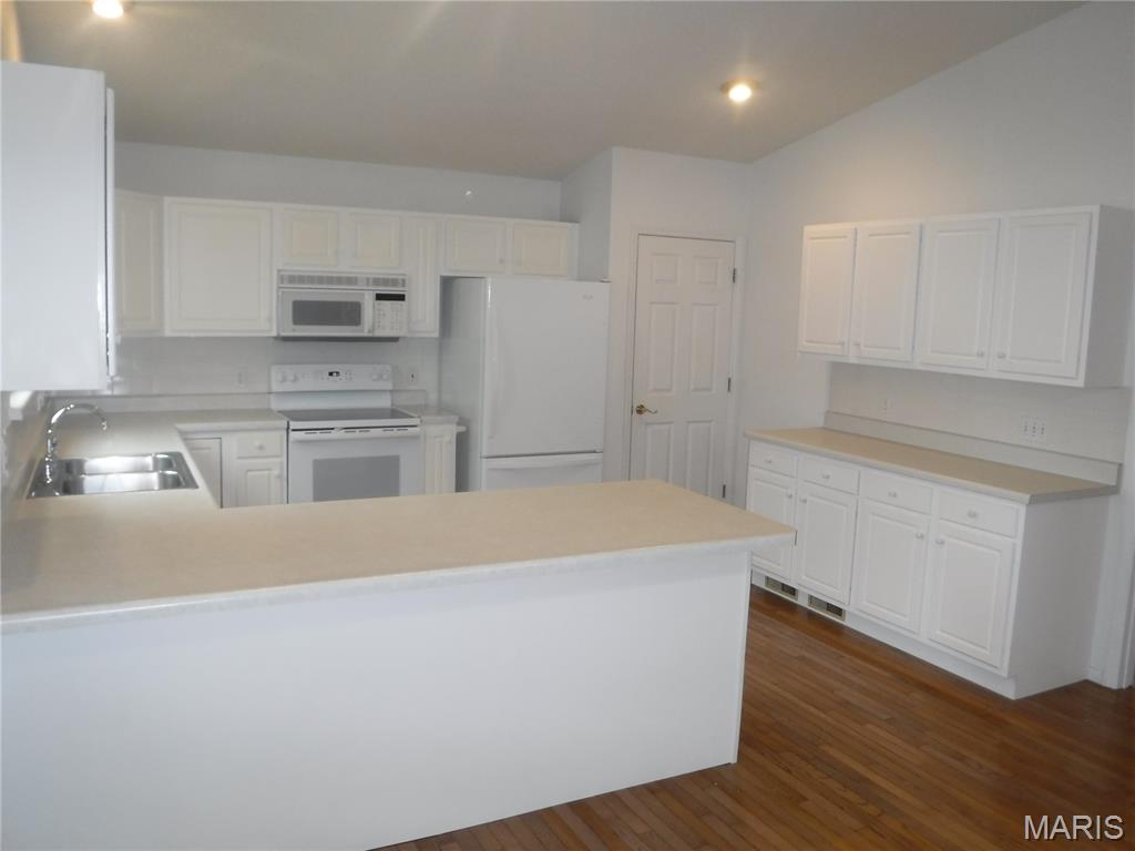 24 Lienemann Court