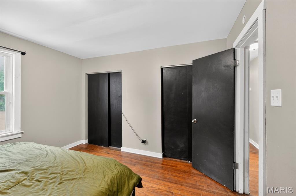 324 Averill
