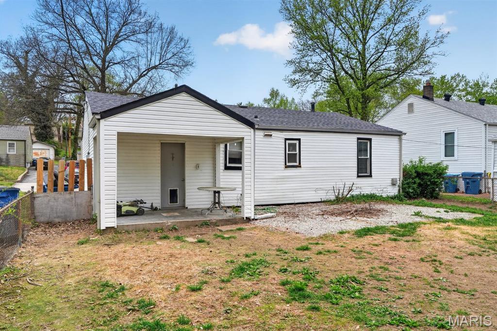 324 Averill