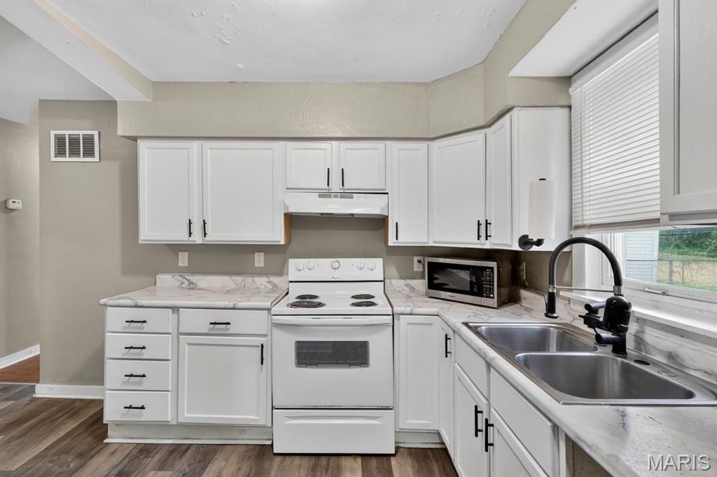 324 Averill