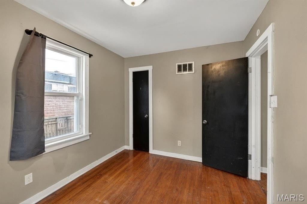 324 Averill
