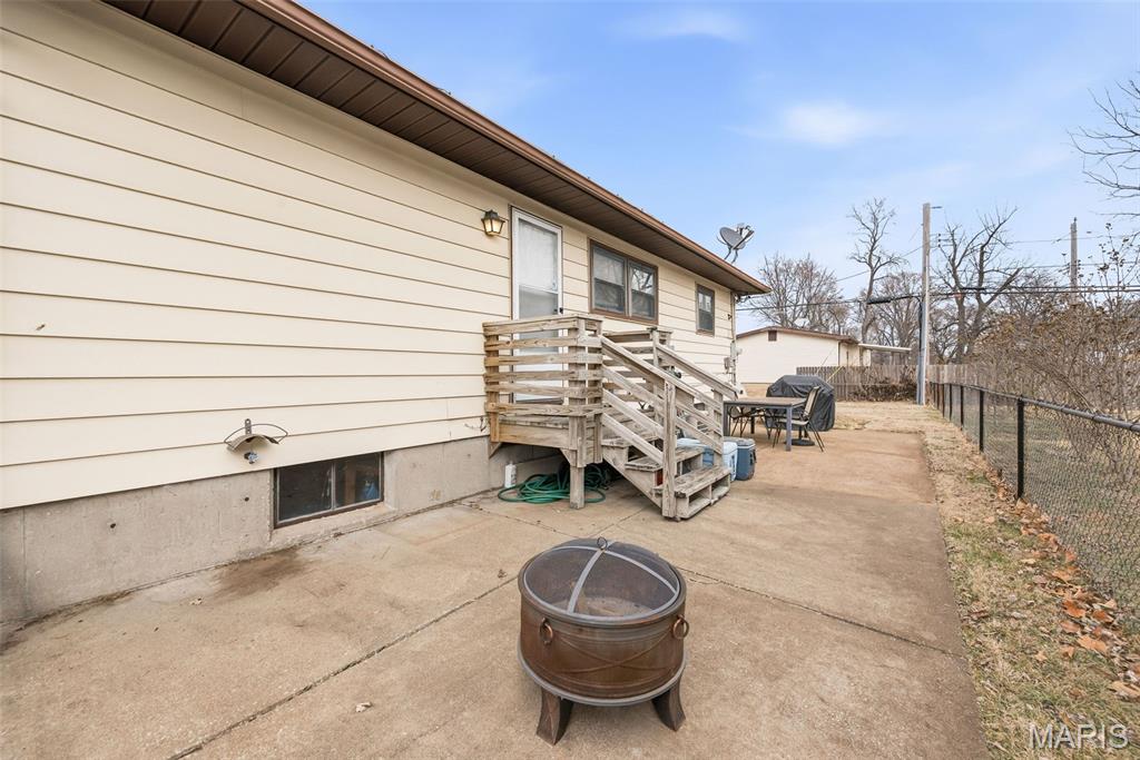 1760 Fernbrook Ln