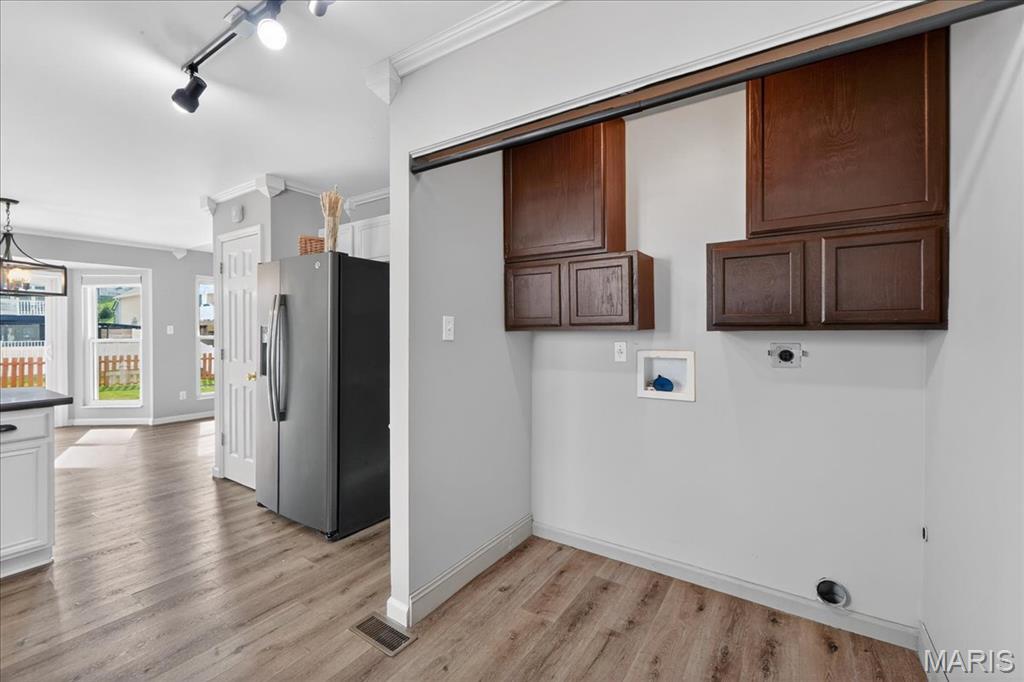 5228 Seasonbrooks Lane