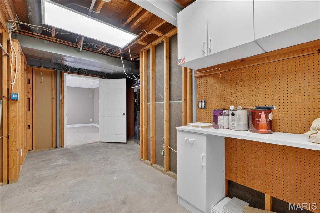 5228 Seasonbrooks Lane