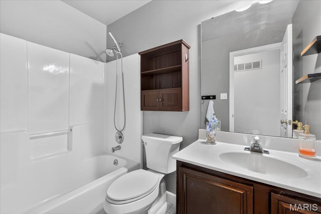 5228 Seasonbrooks Lane