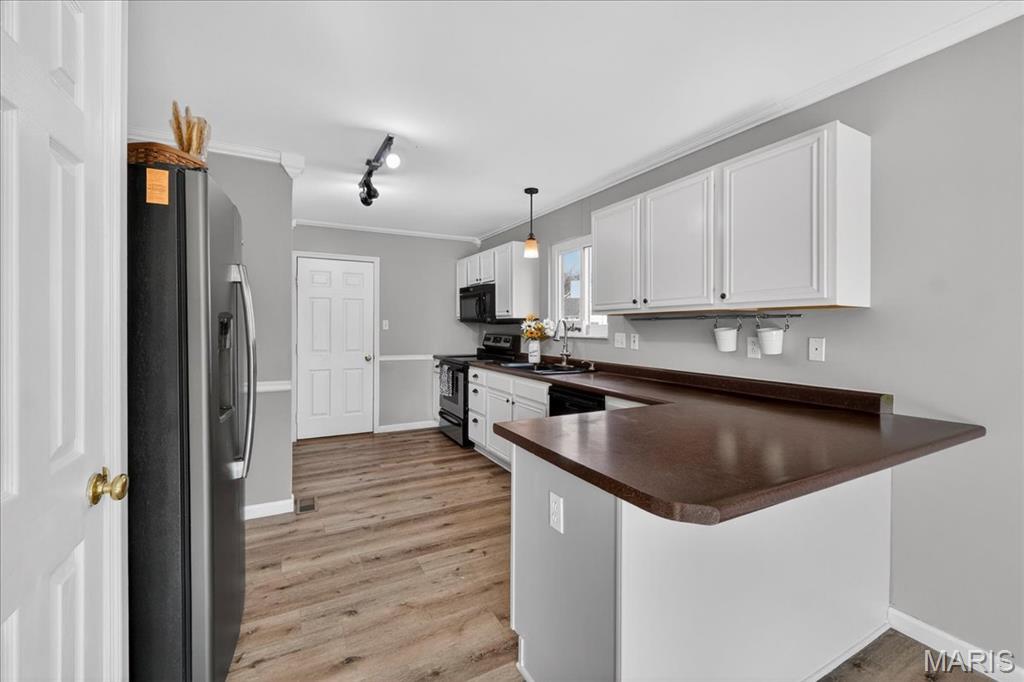 5228 Seasonbrooks Lane