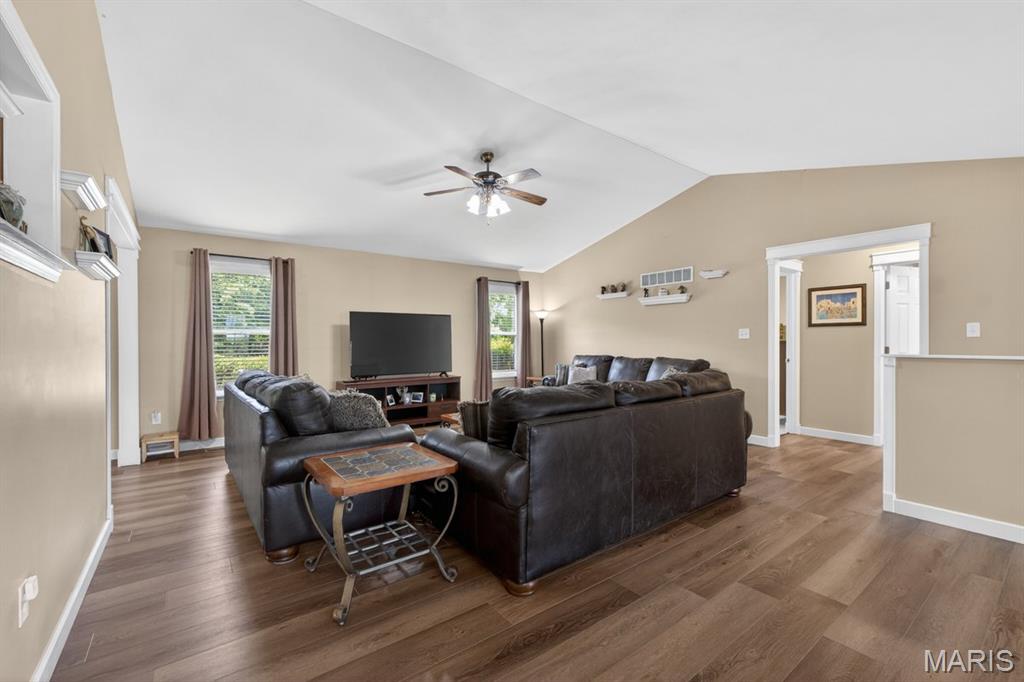 1169 Hickory Ridge Trail