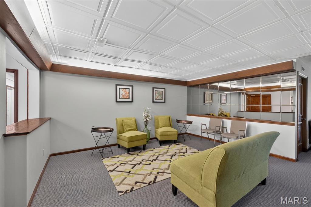 942 Guelbreth Lane Unit: 300