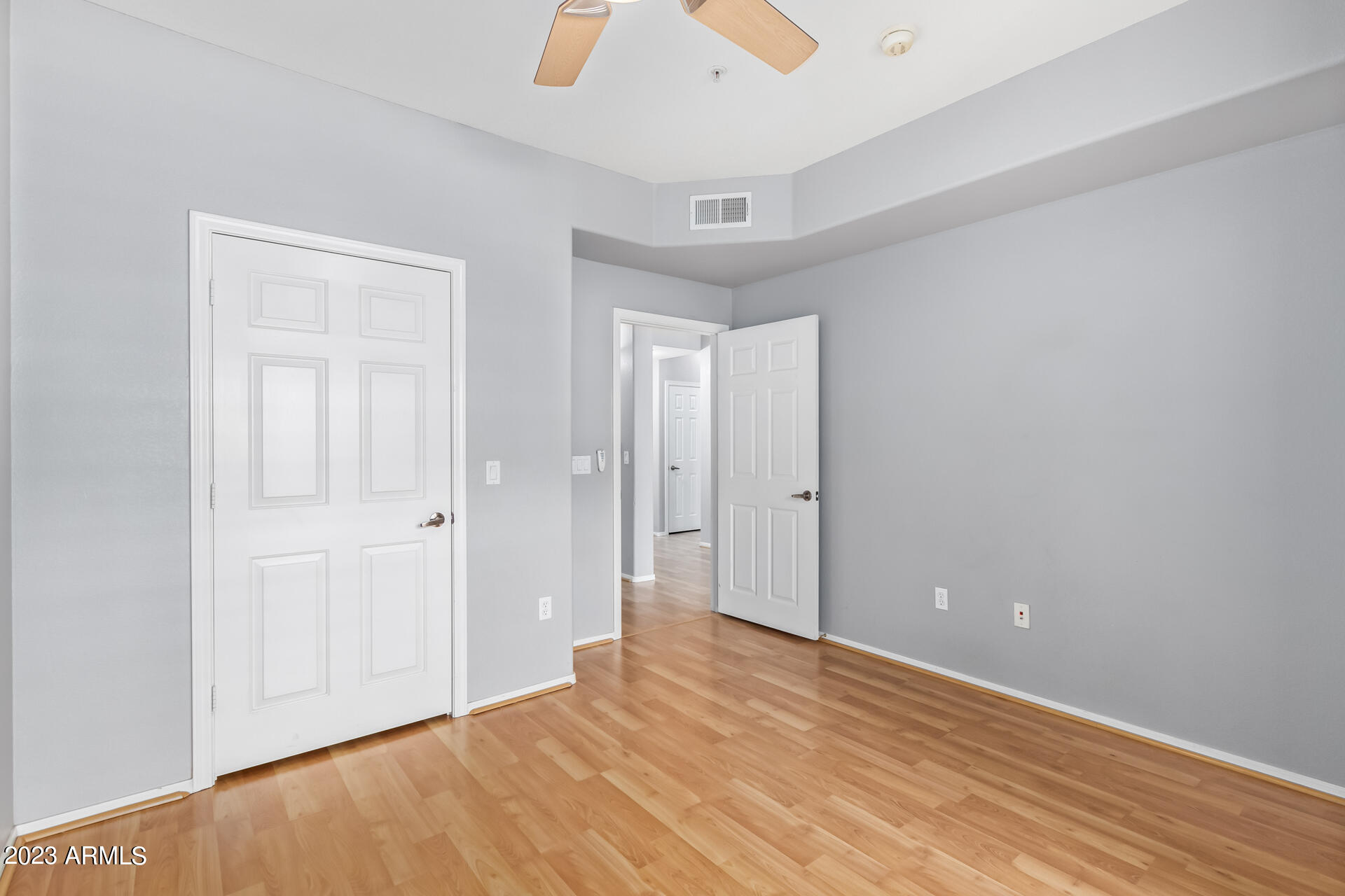 435 W RIO SALADO Parkway, 203