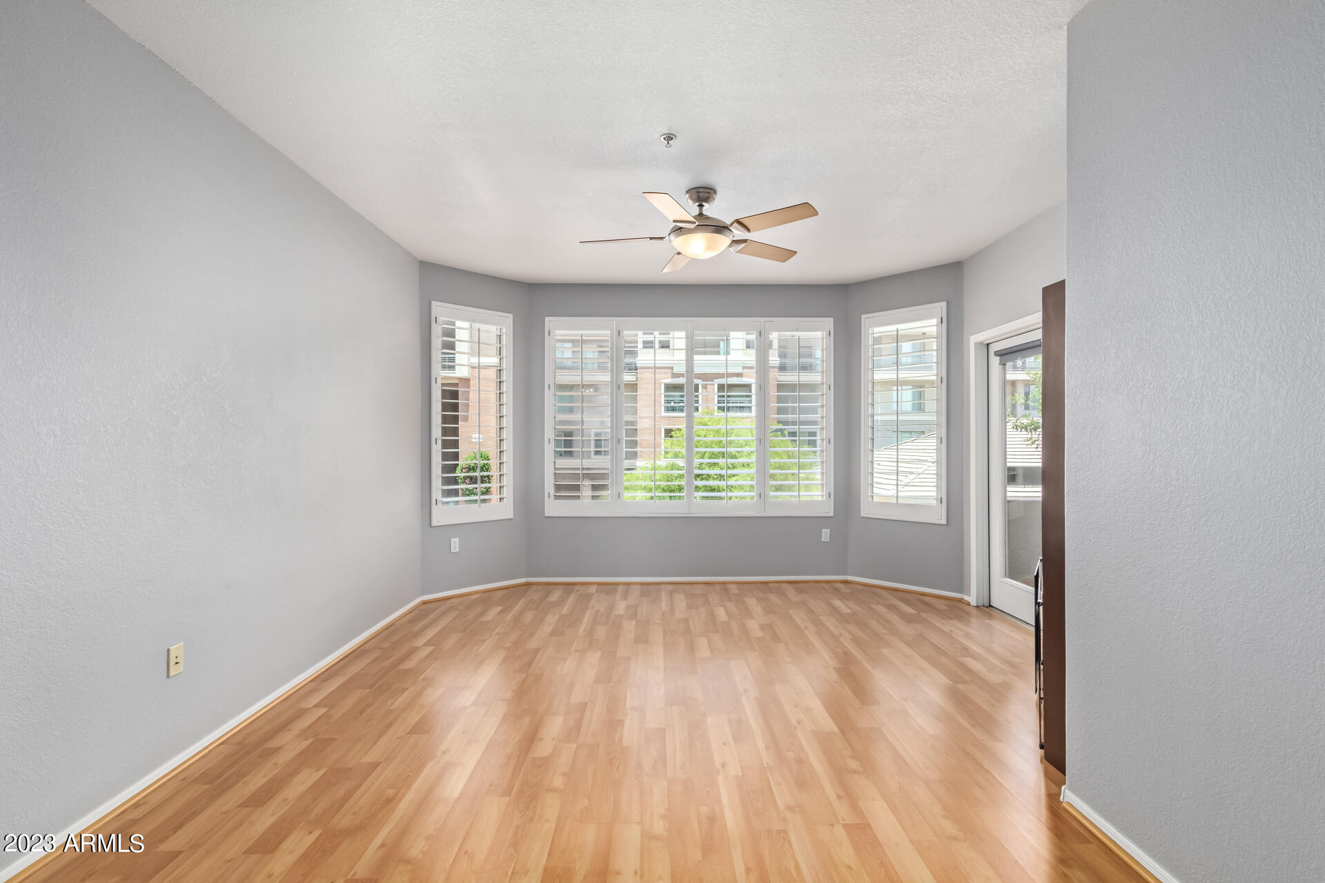 435 W RIO SALADO Parkway, 203