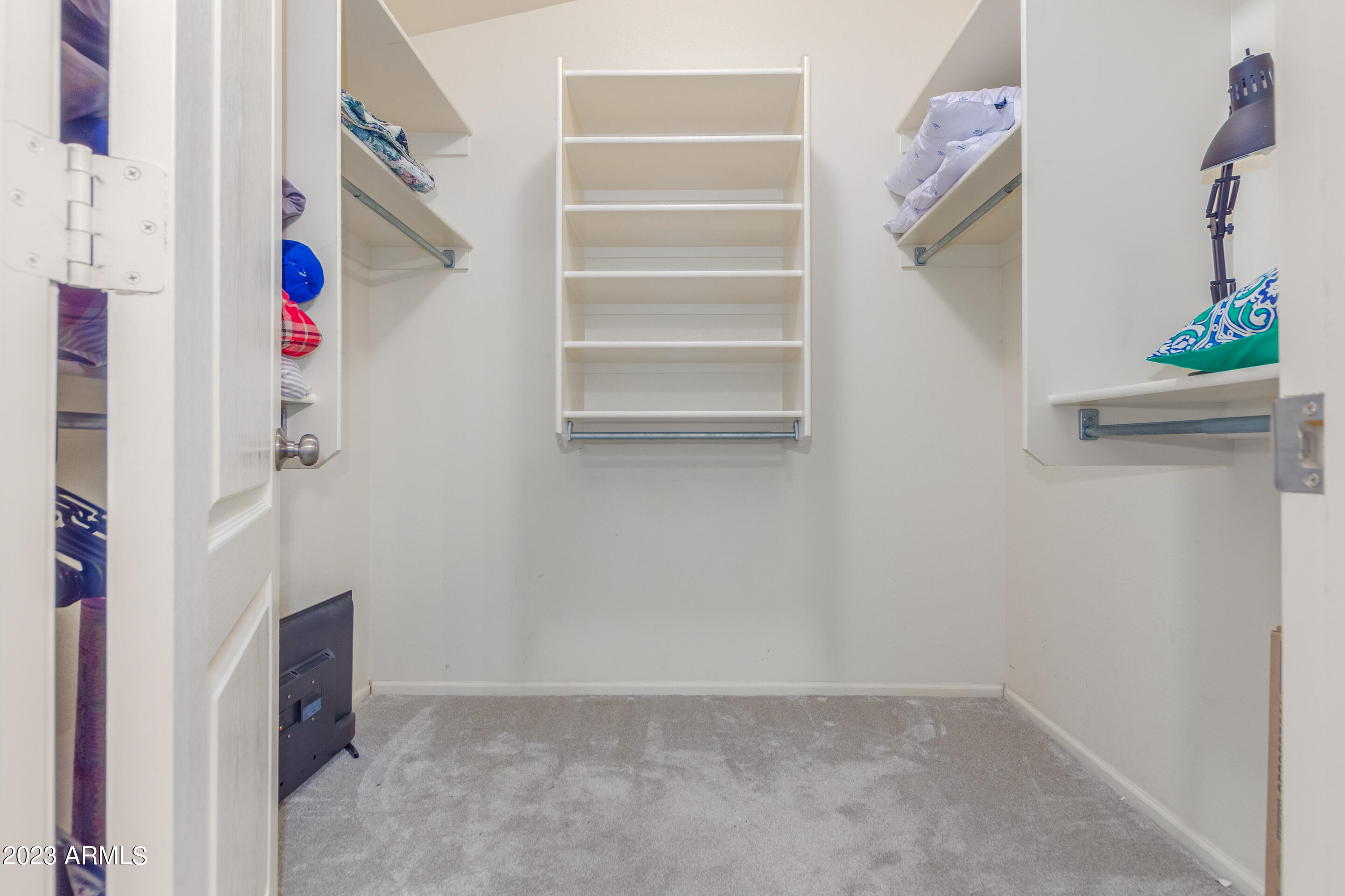 762 E BEARGRASS Place