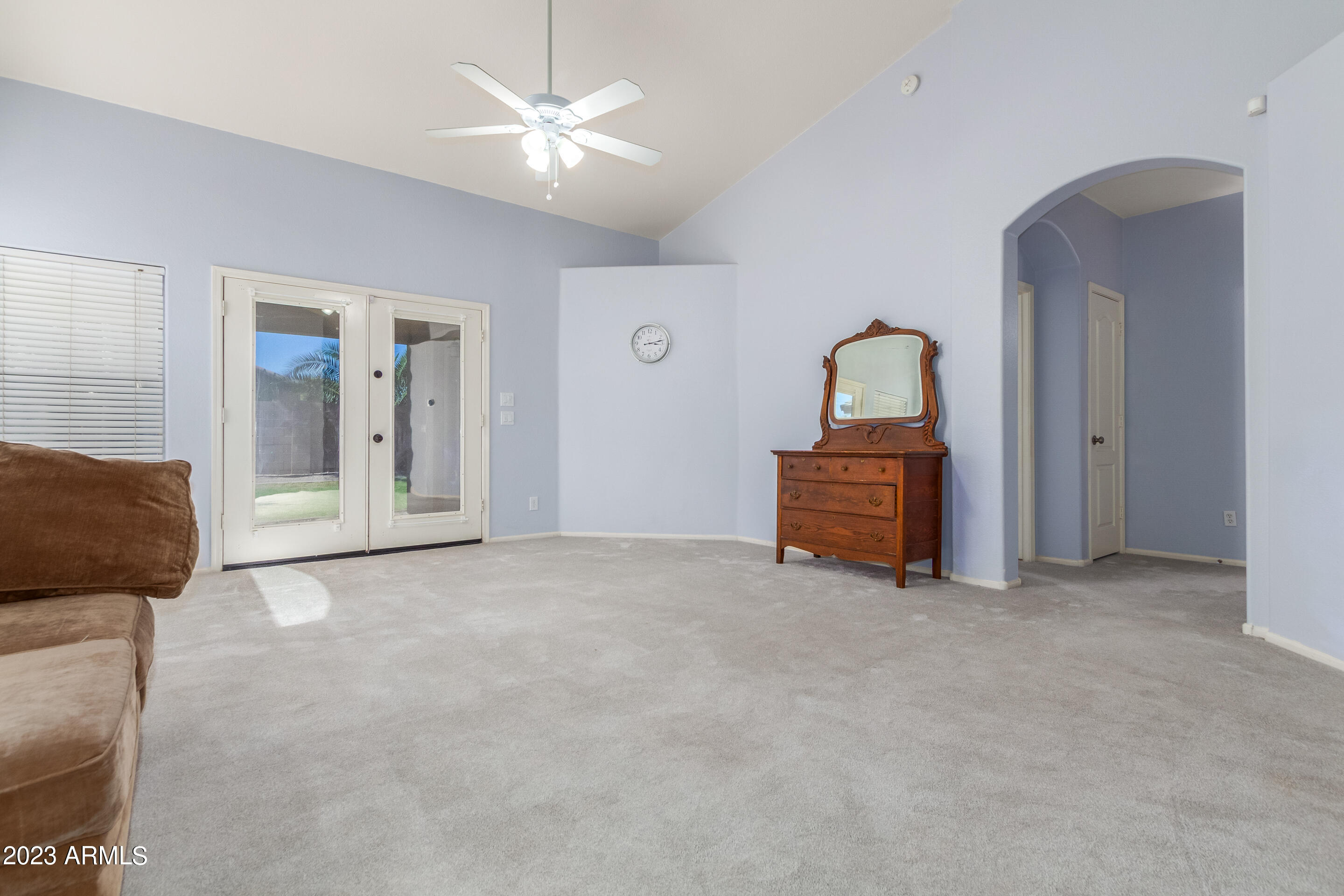 762 E BEARGRASS Place