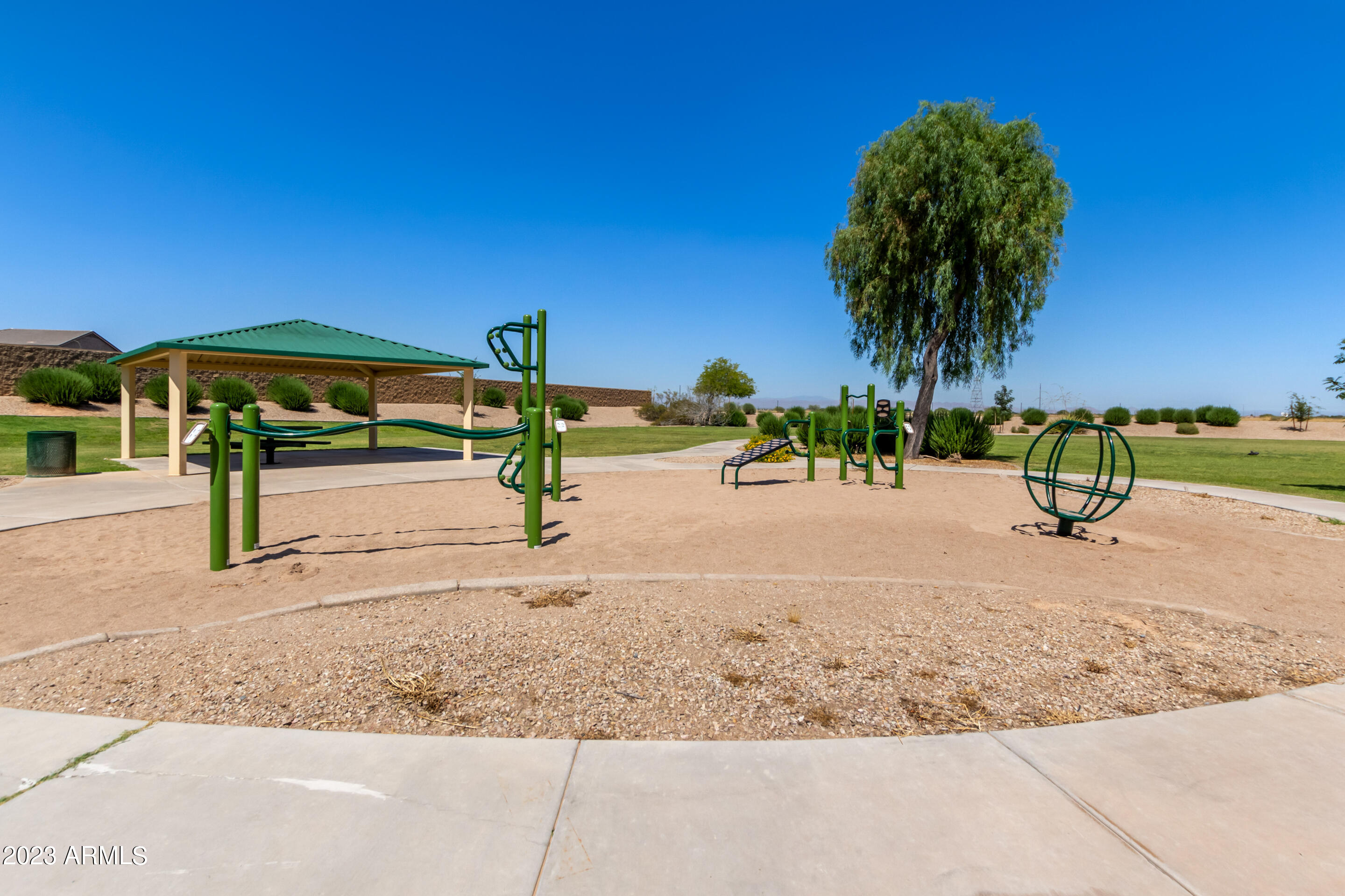 762 E BEARGRASS Place