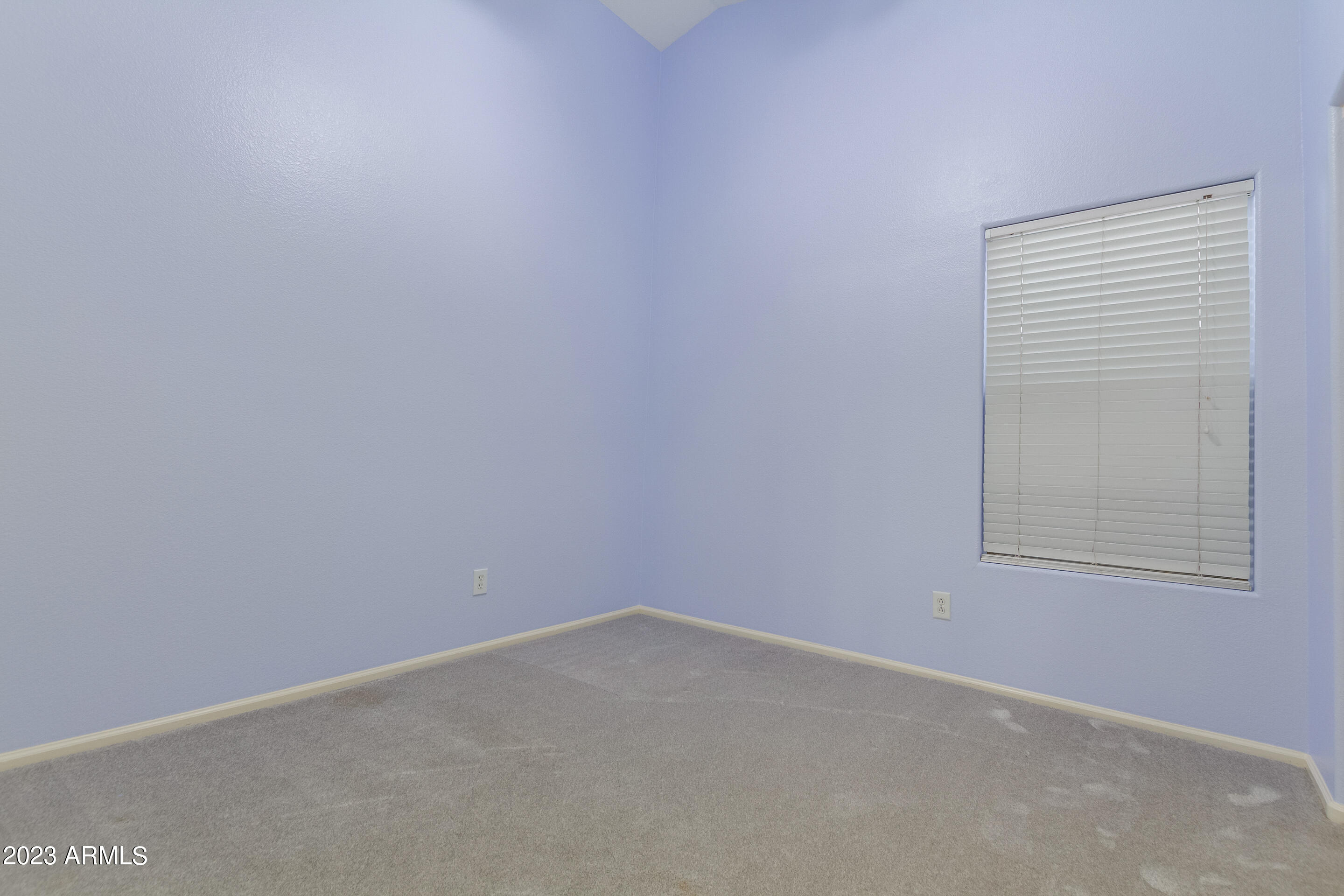 762 E BEARGRASS Place