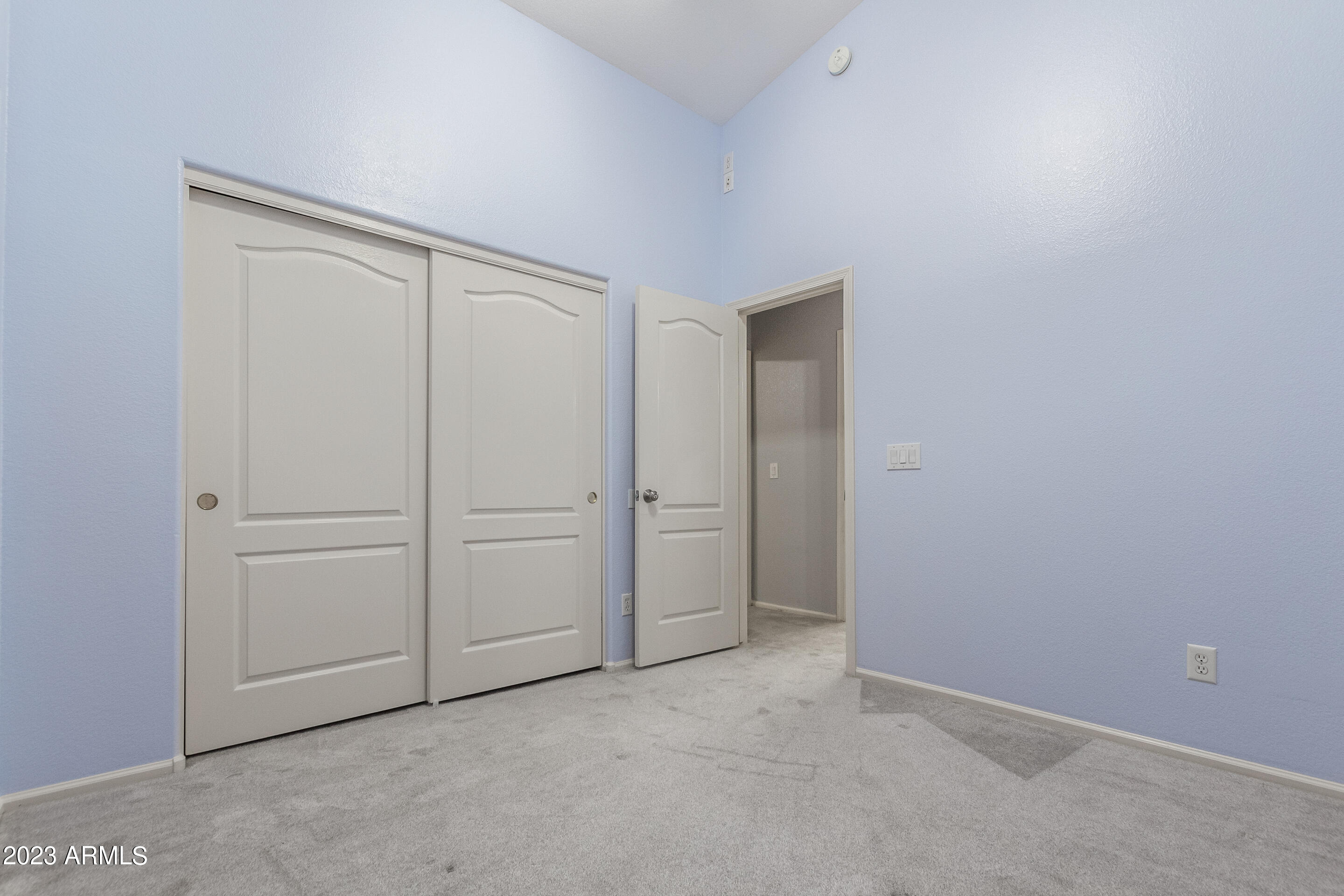 762 E BEARGRASS Place