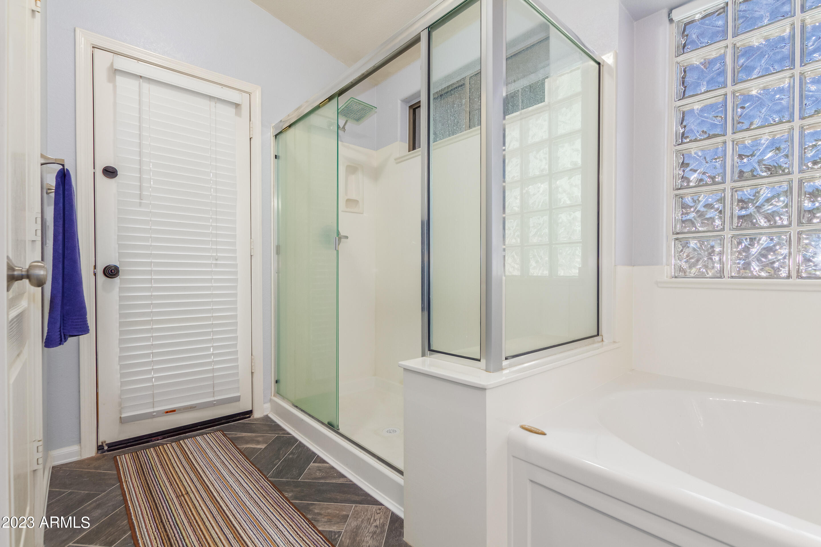 762 E BEARGRASS Place