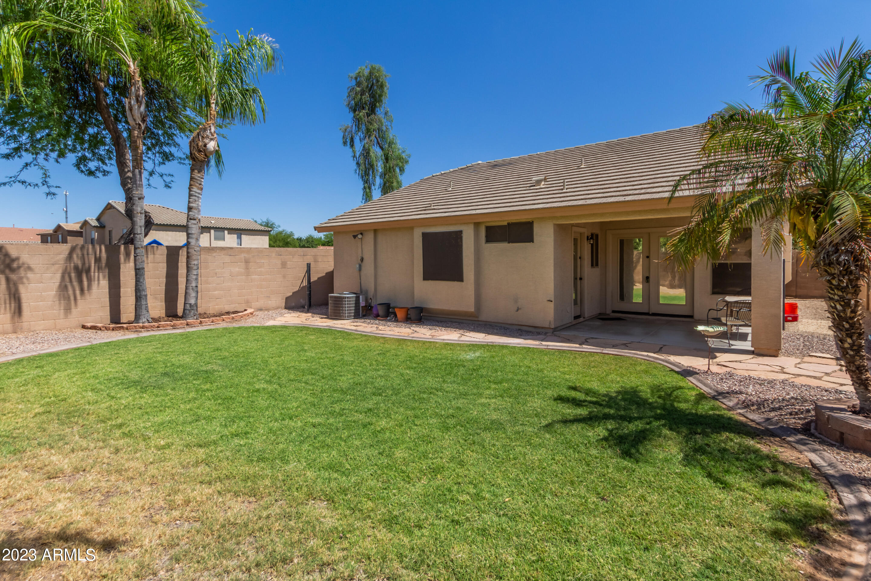 762 E BEARGRASS Place