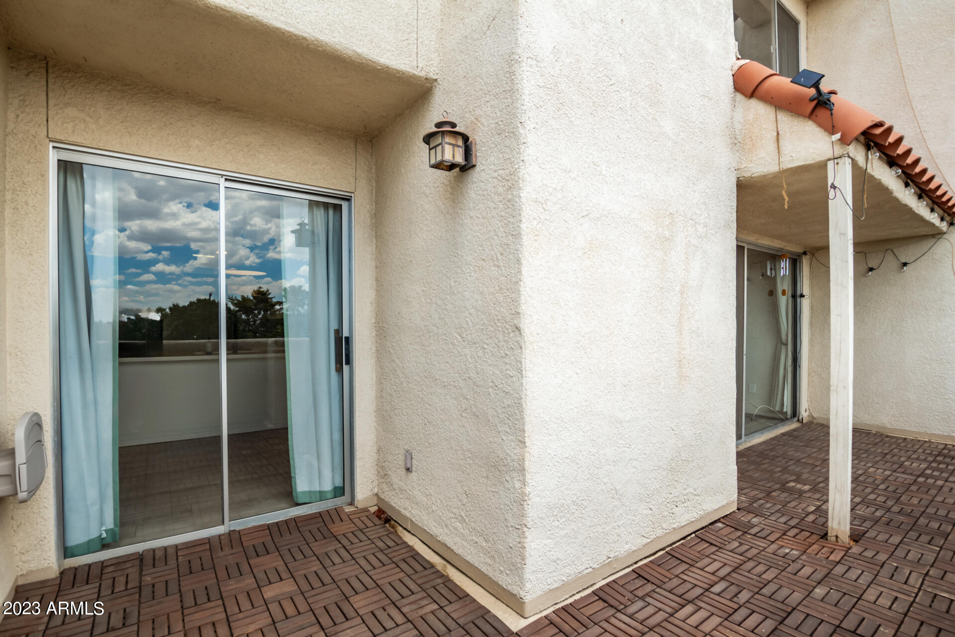 4330 N 5th Avenue, 215