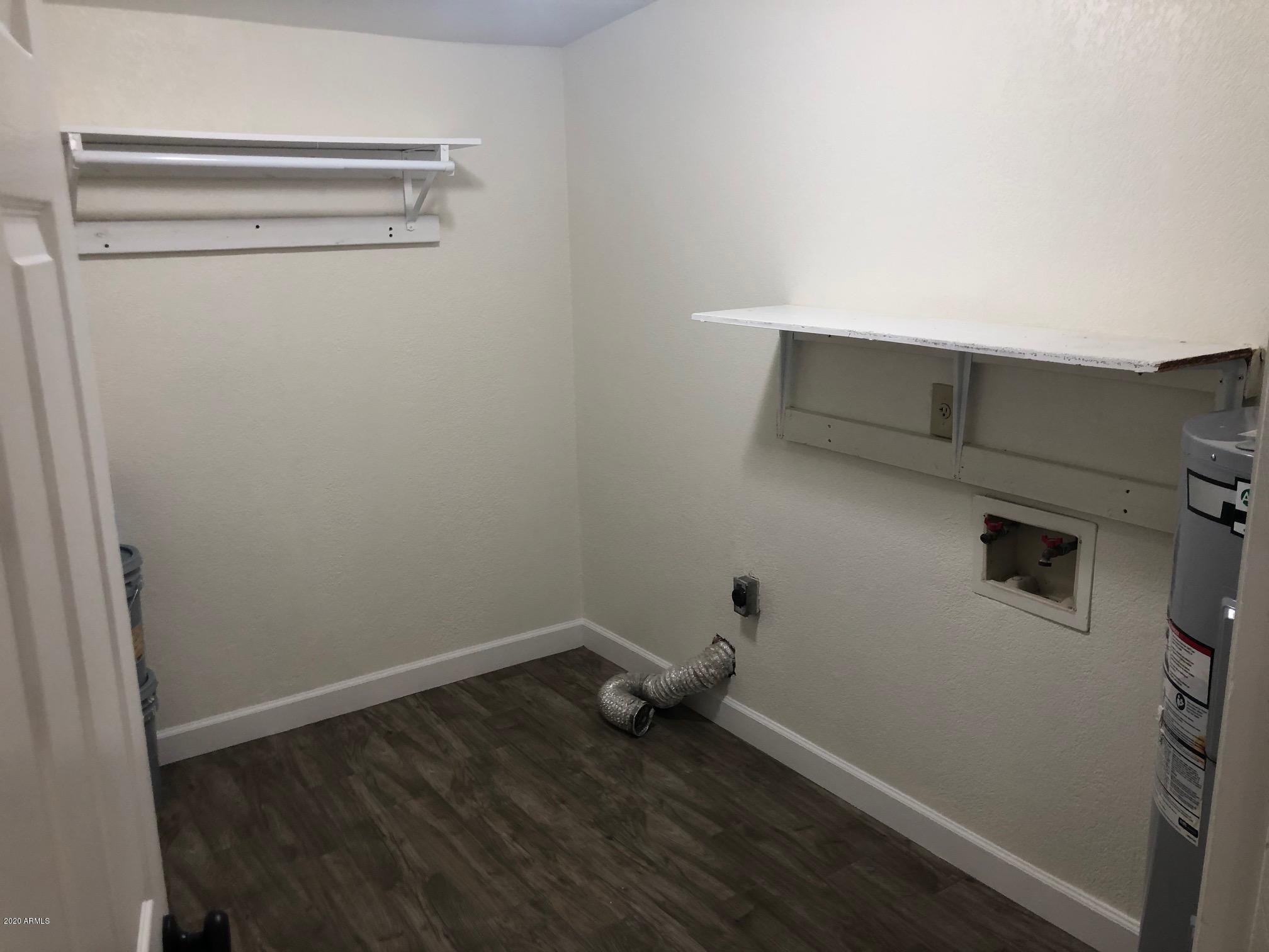 749 E KENWOOD Street