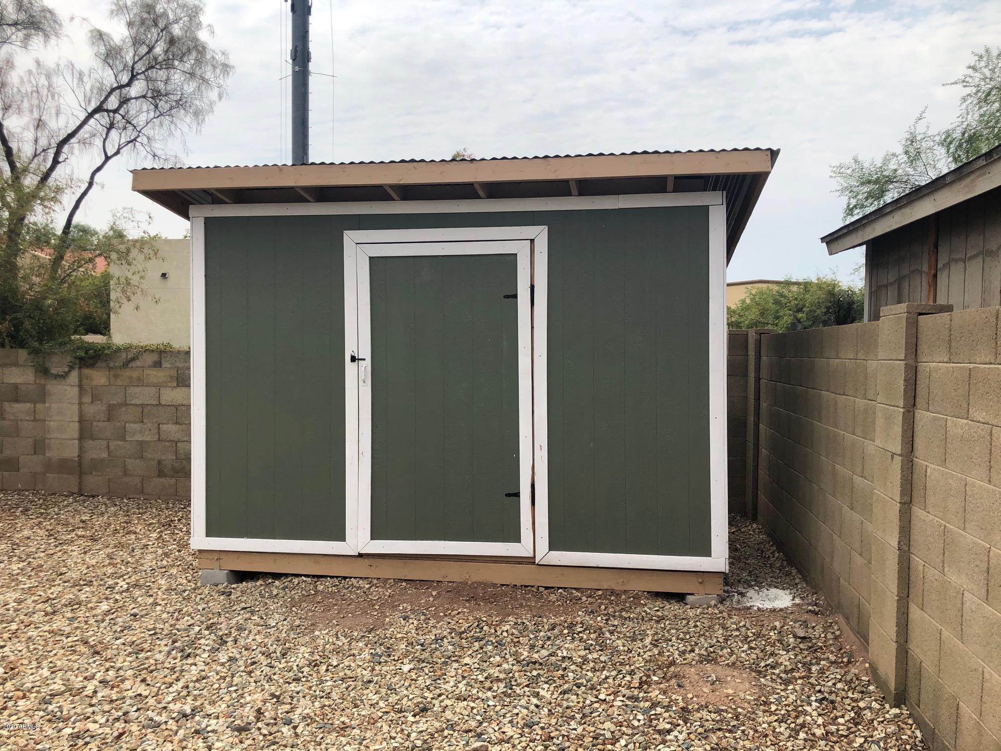 749 E KENWOOD Street