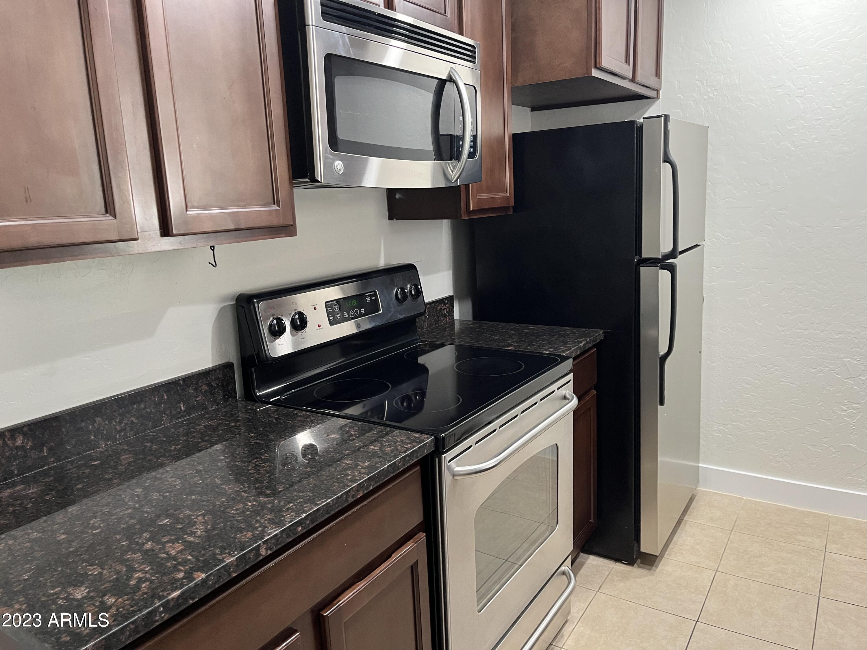 14145 N 92ND Street, 2038