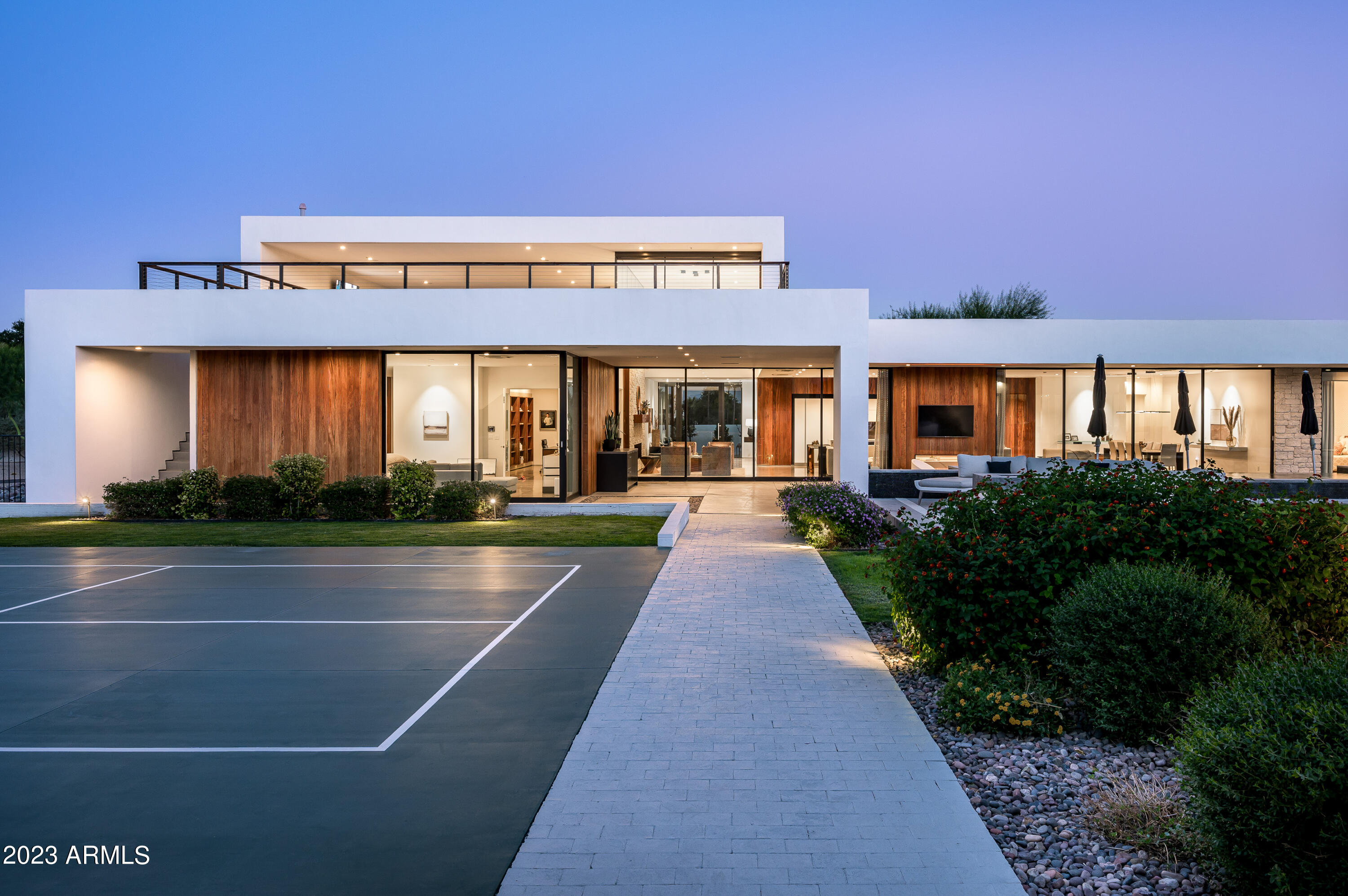 5505 N Casa Blanca Drive