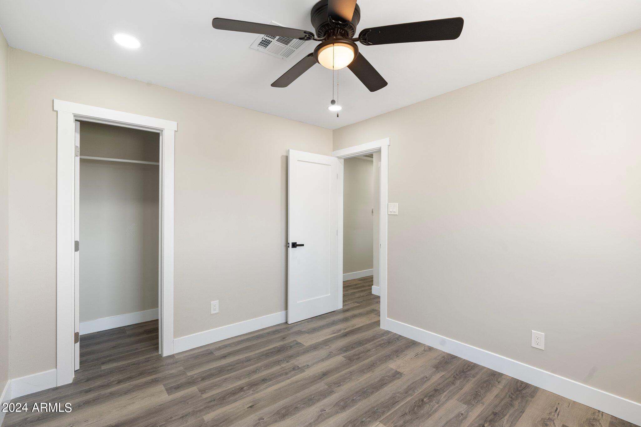 6719 E WILSHIRE Drive