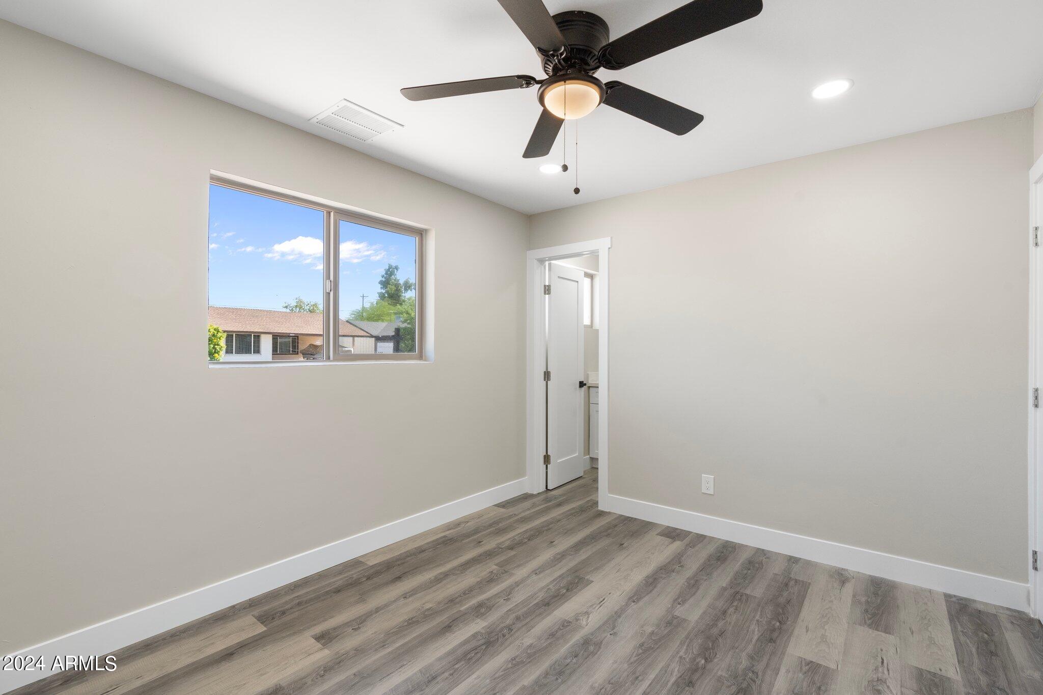 6719 E WILSHIRE Drive