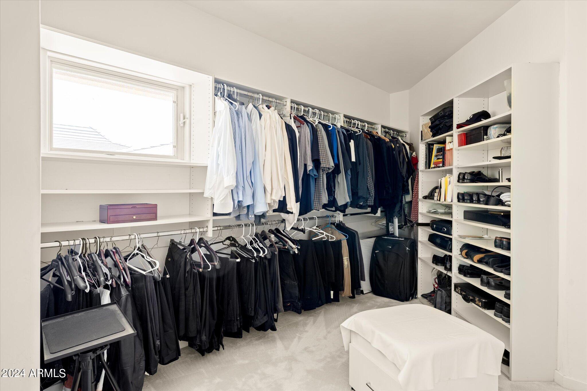 7780 E VAQUERO Drive