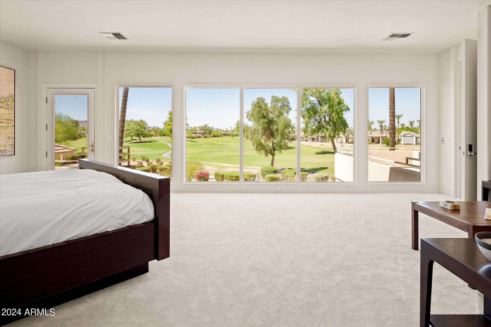 7780 E VAQUERO Drive