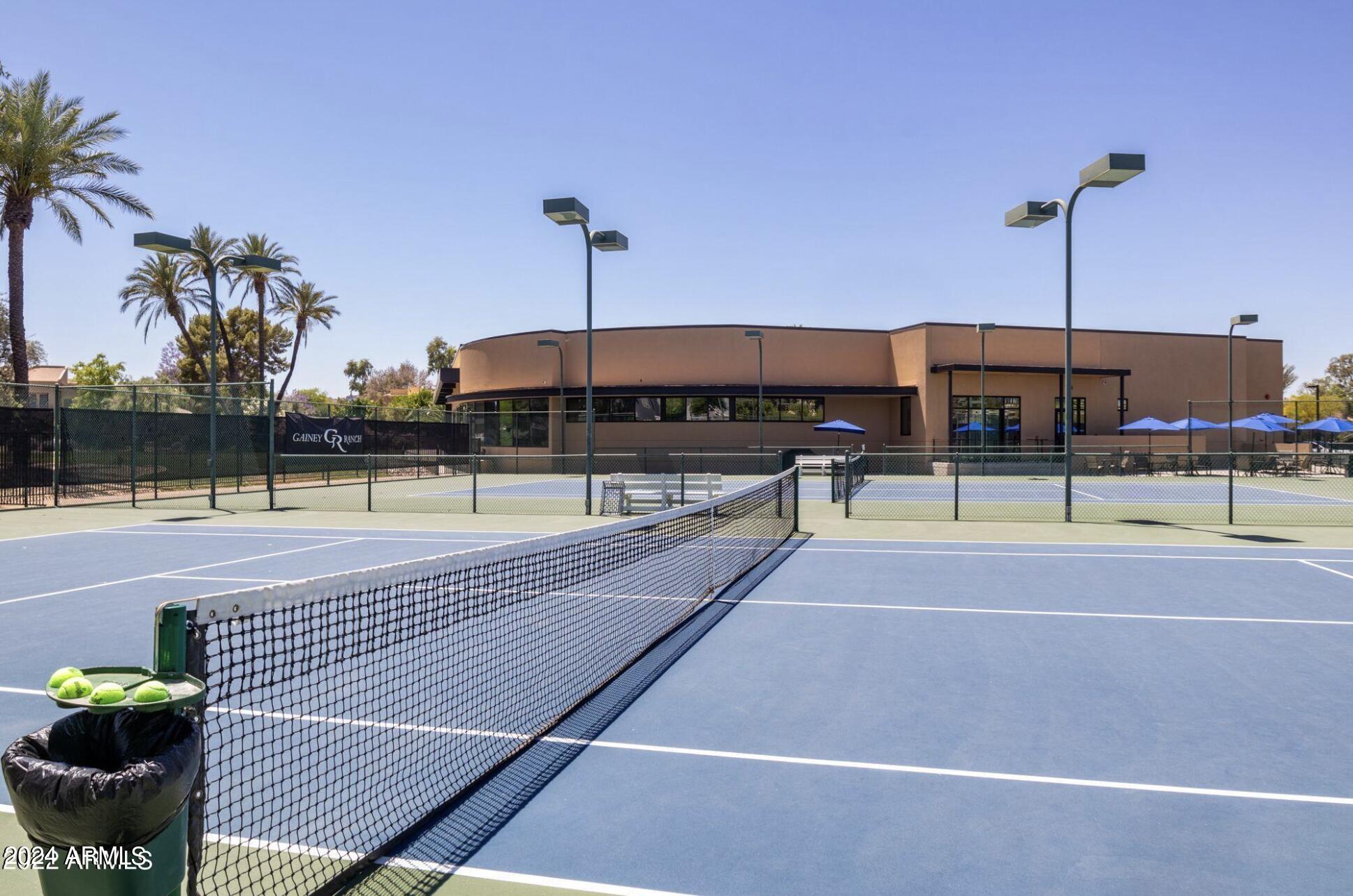 7780 E VAQUERO Drive