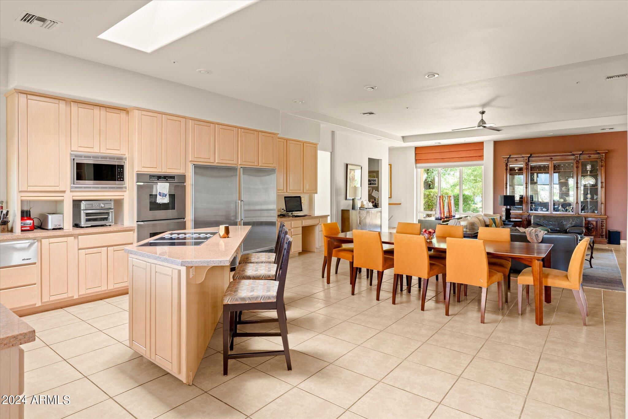 7780 E VAQUERO Drive