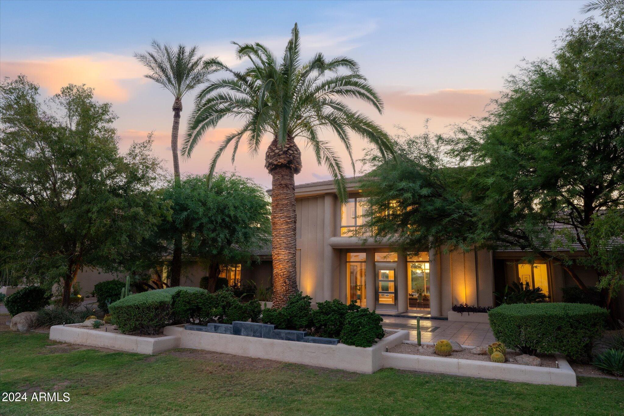 7780 E VAQUERO Drive