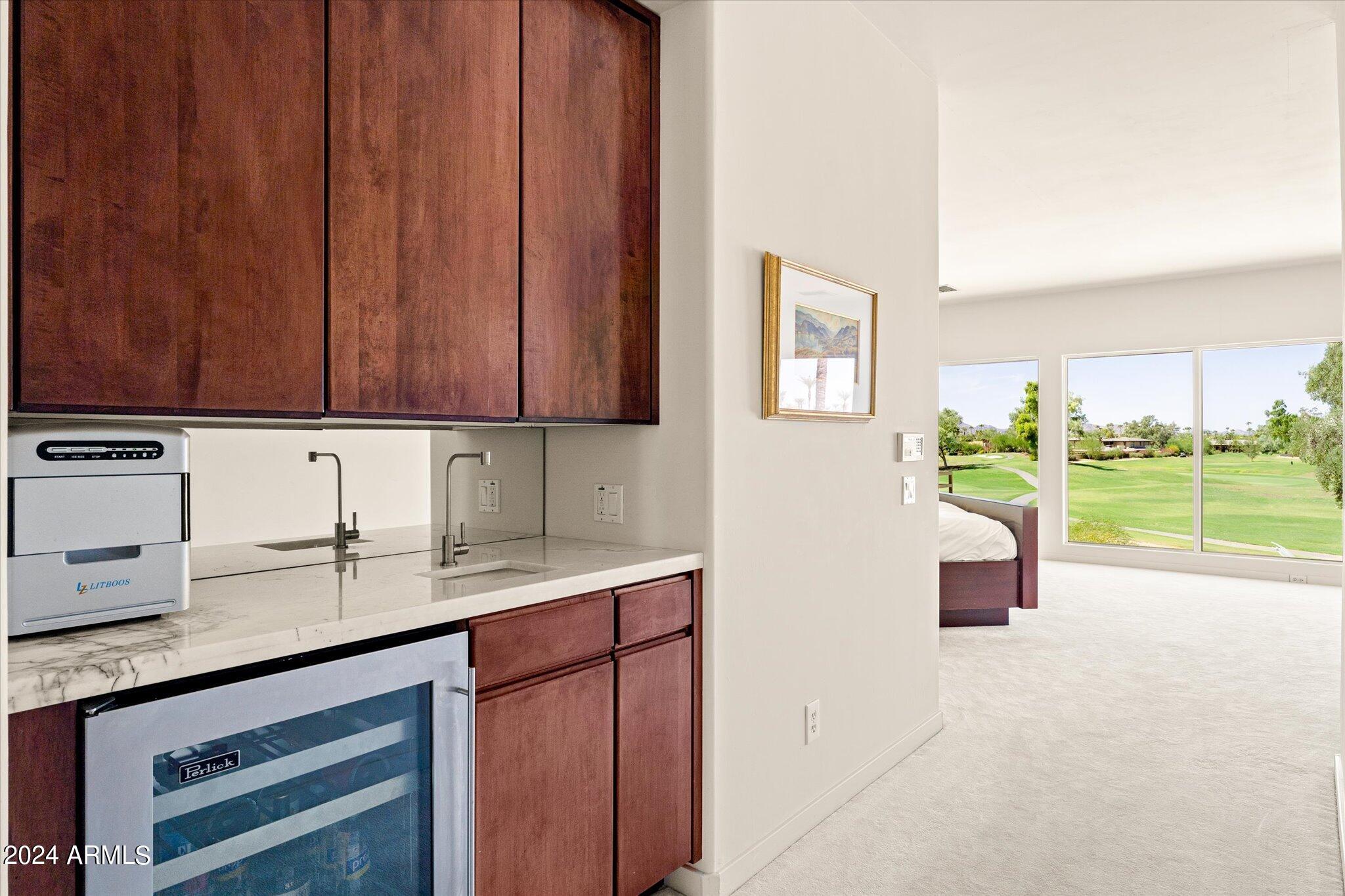 7780 E VAQUERO Drive