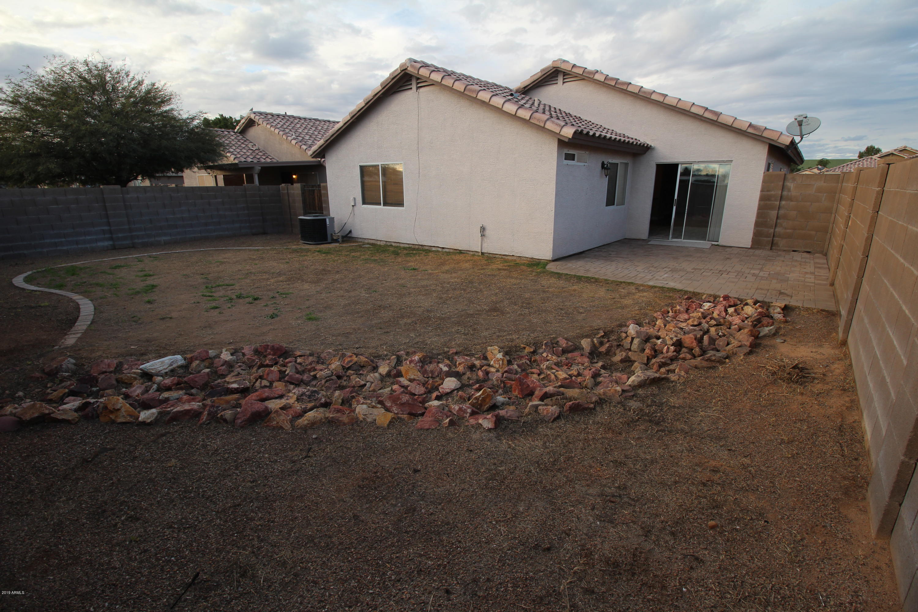 9247 E CARMEL Avenue