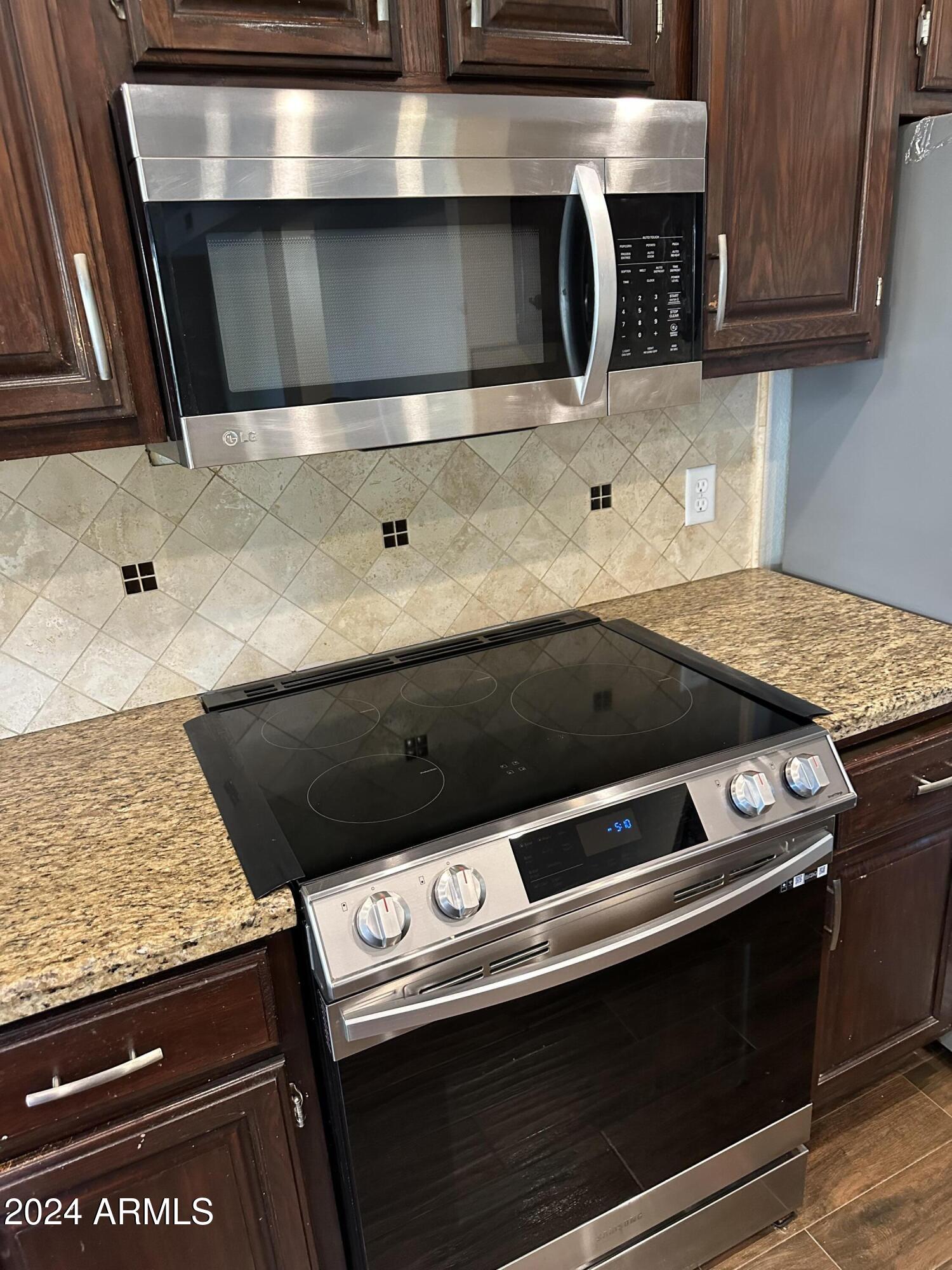 9048 E RIVIERA Drive