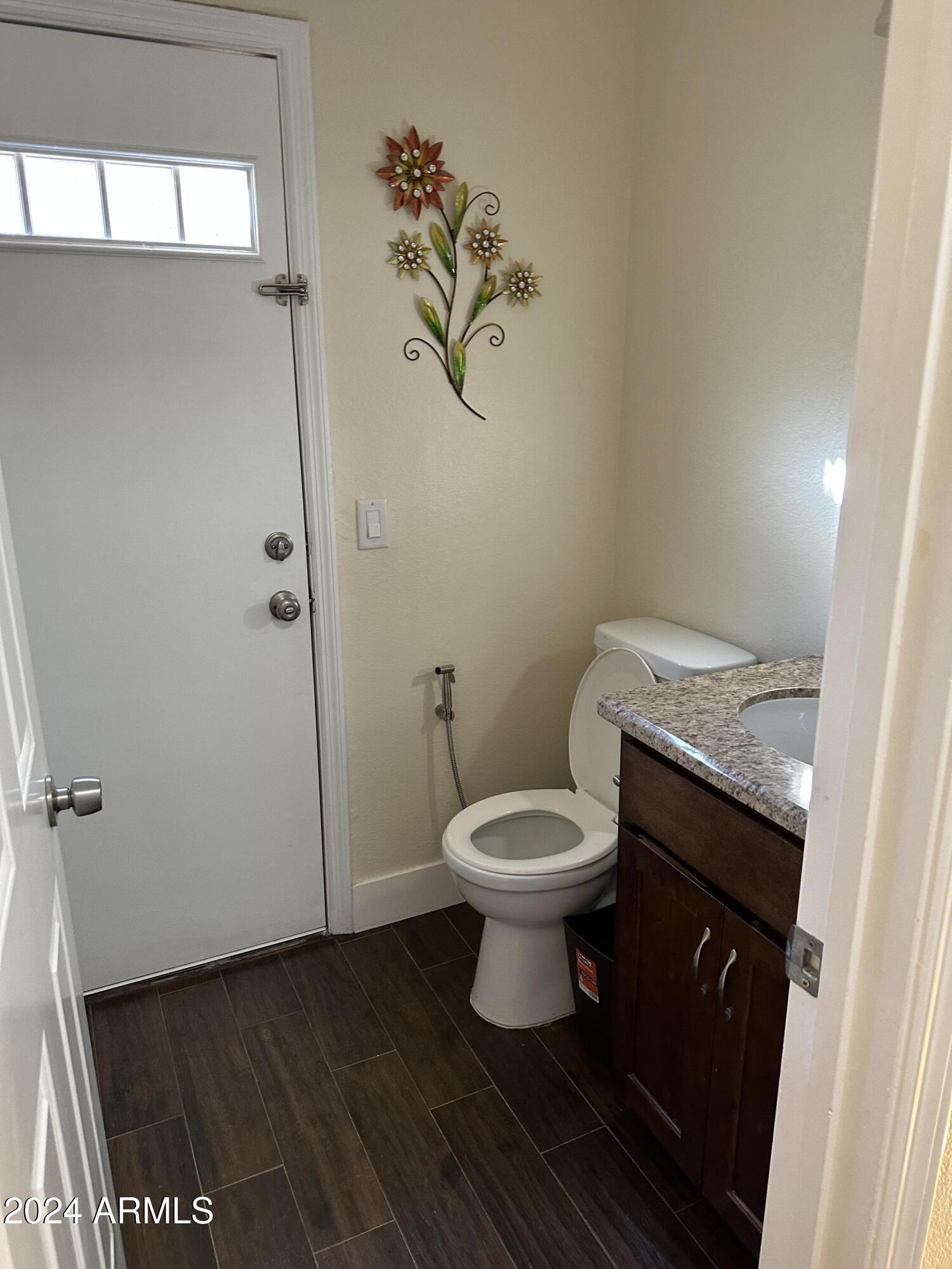 9048 E RIVIERA Drive