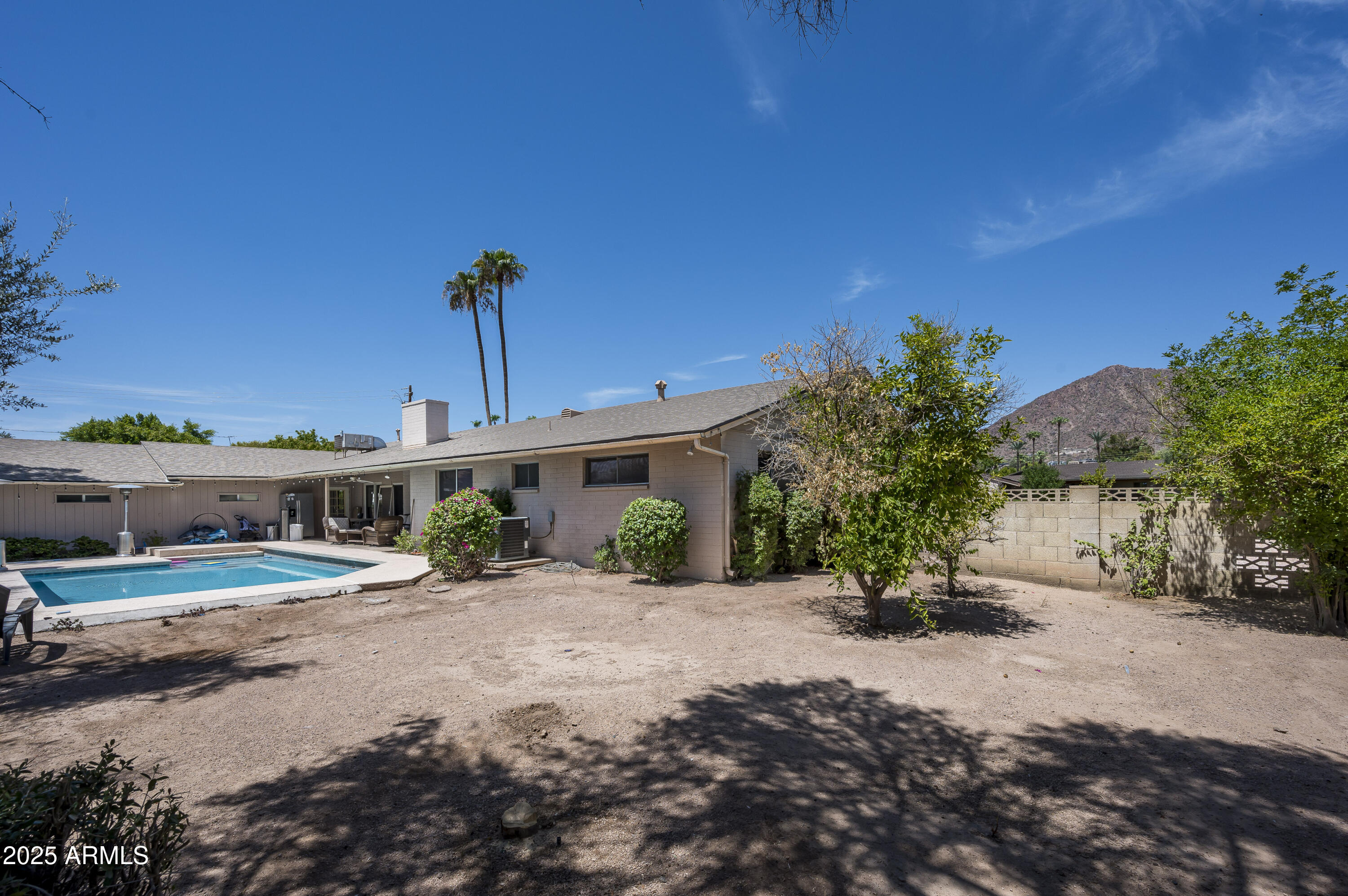 5521 E LAFAYETTE Boulevard