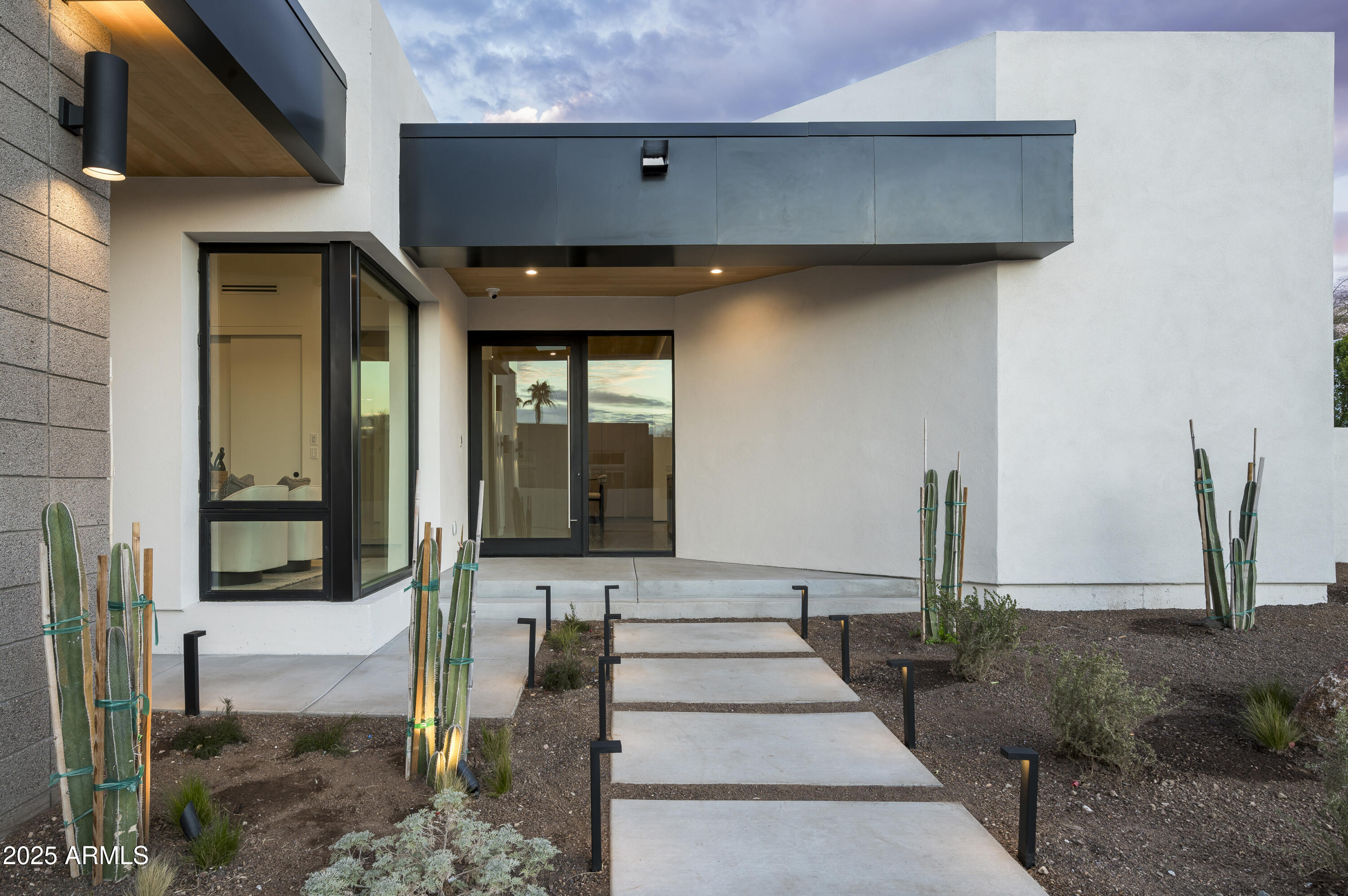 9332 E LA POSADA Court