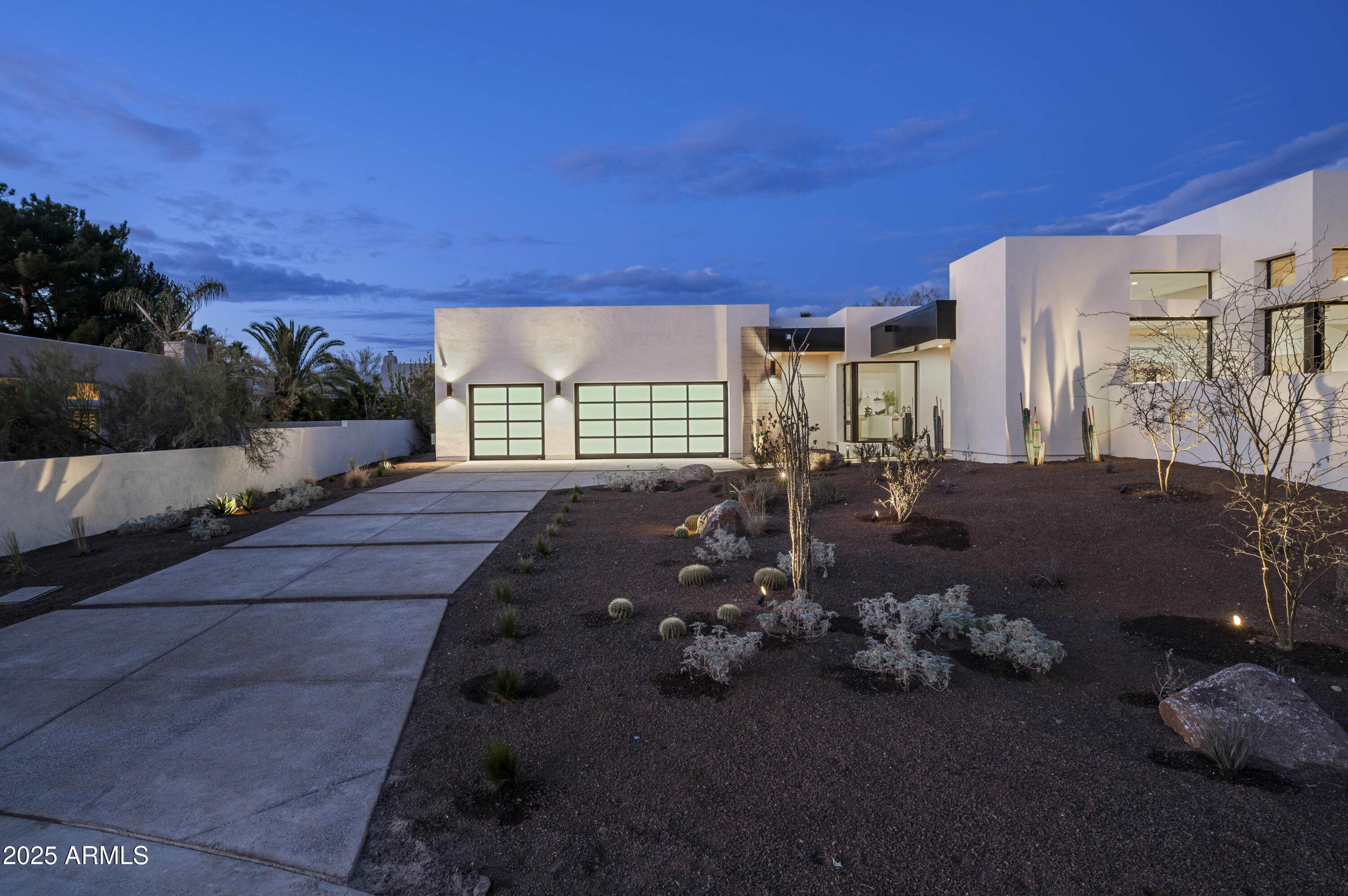 9332 E LA POSADA Court