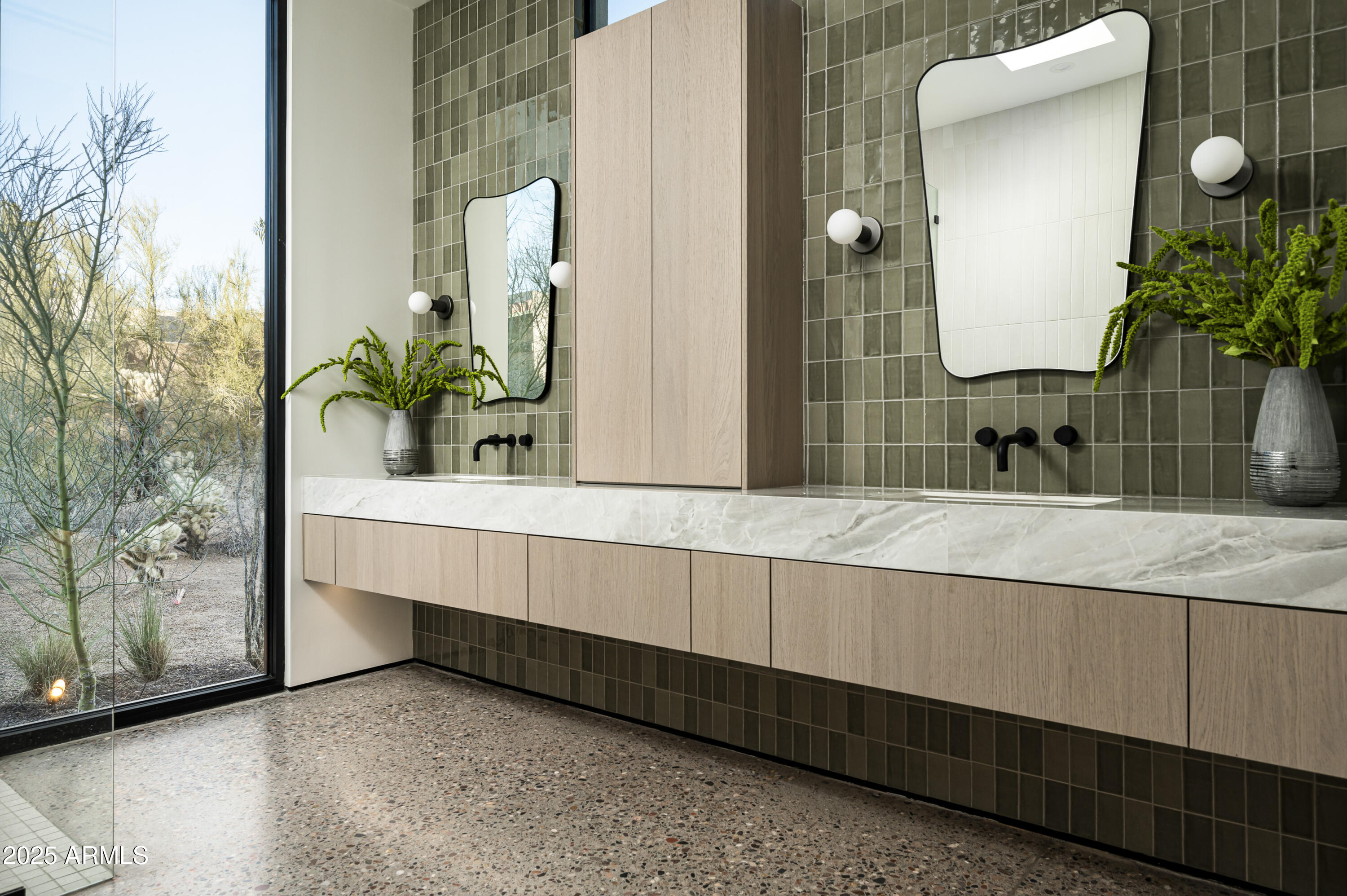 9332 E LA POSADA Court