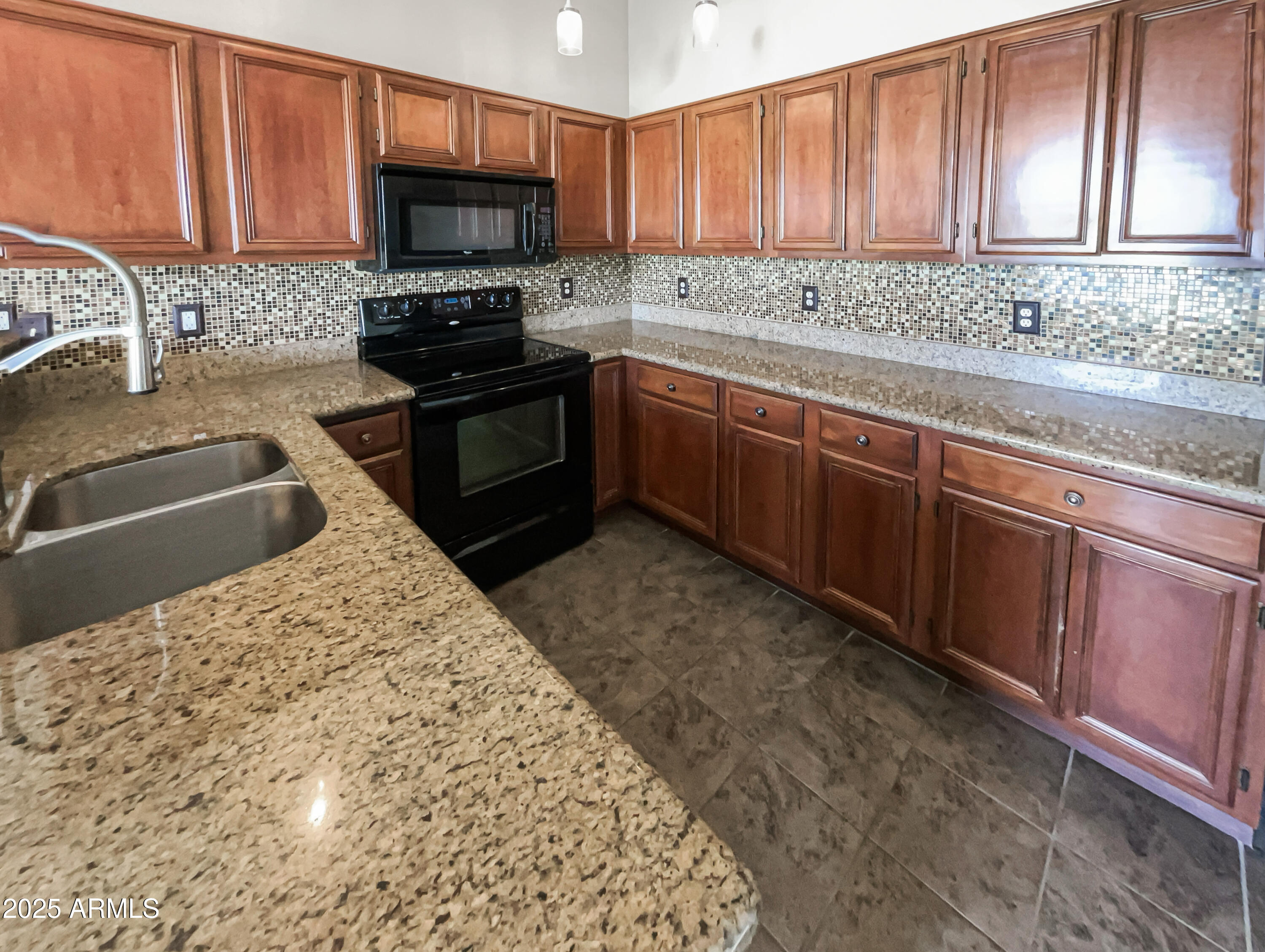 3134 E MCKELLIPS Road, 50