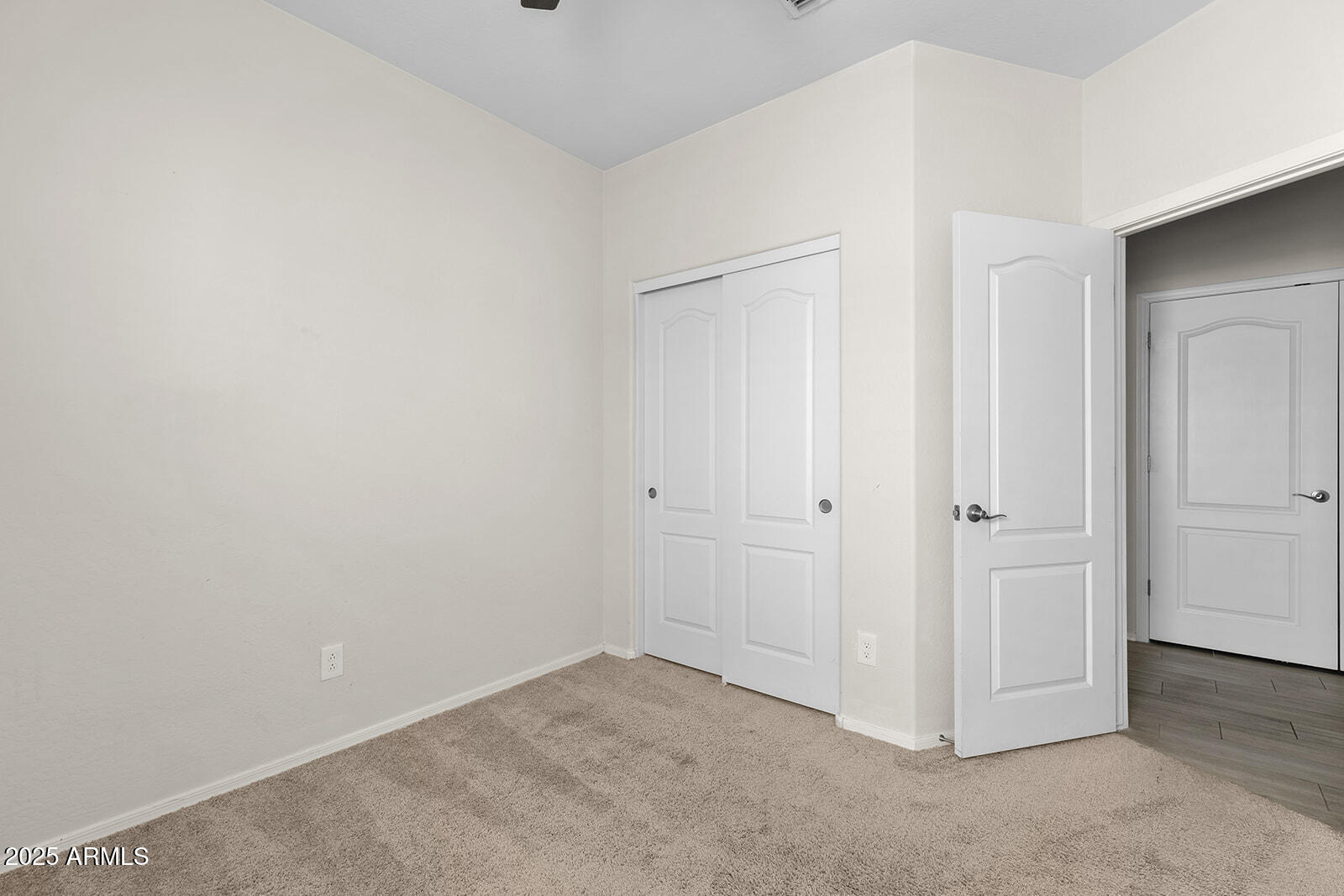 1816 W SPUR Drive