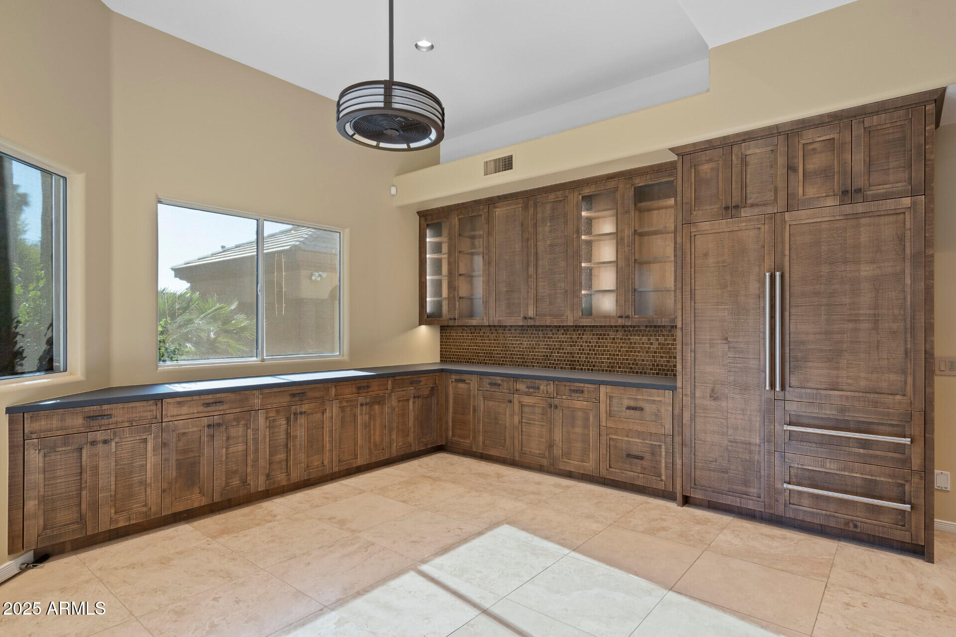 8302 N CANTA REDONDO Drive, Paradise Valley