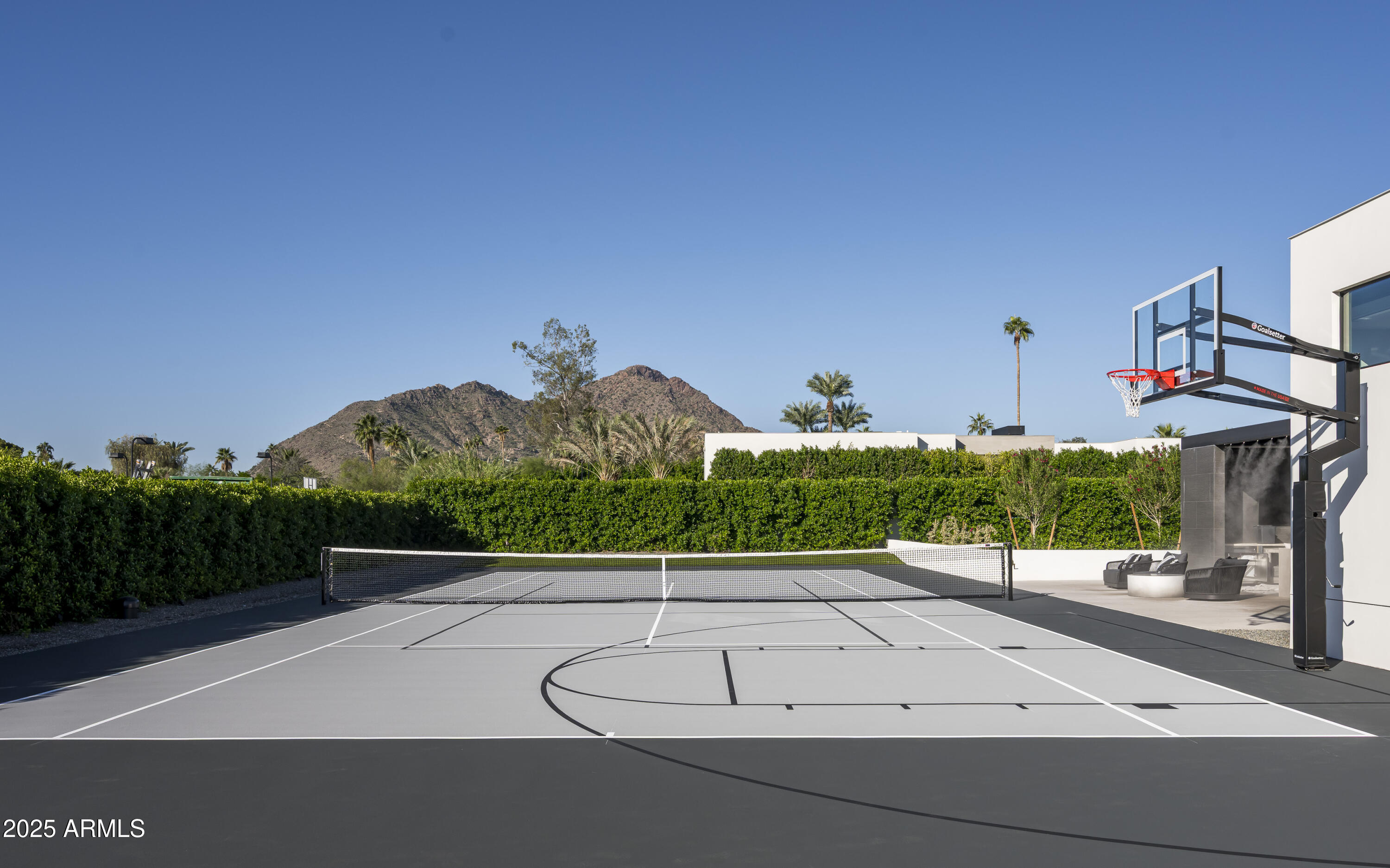 6911 E JACKRABBIT Road