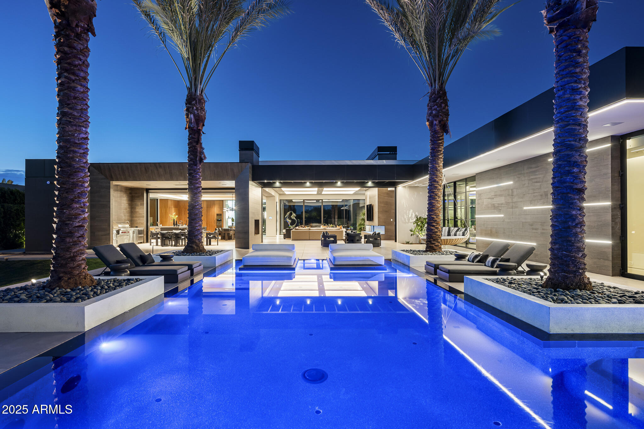 6911 E JACKRABBIT Road