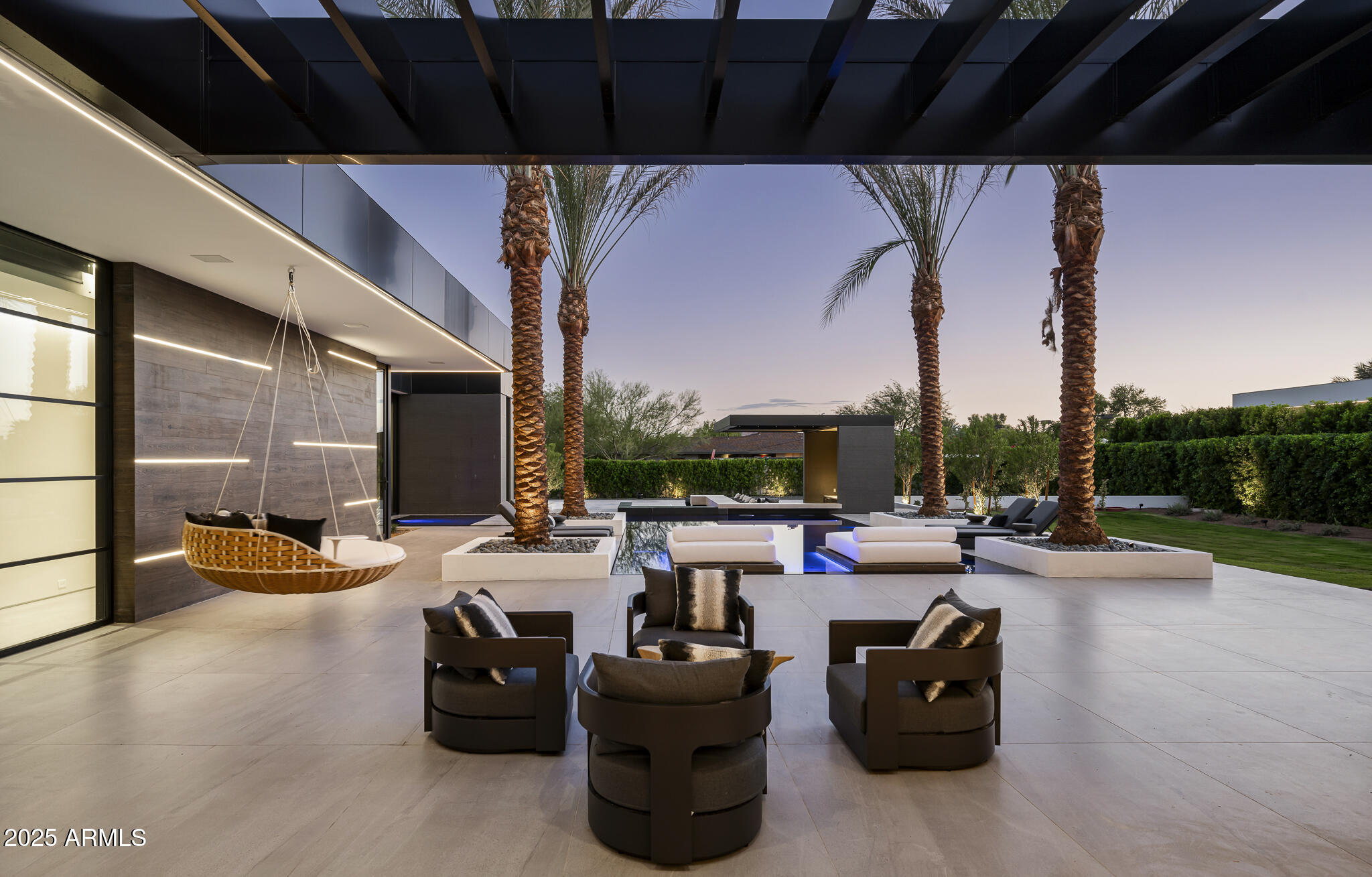 6911 E JACKRABBIT Road